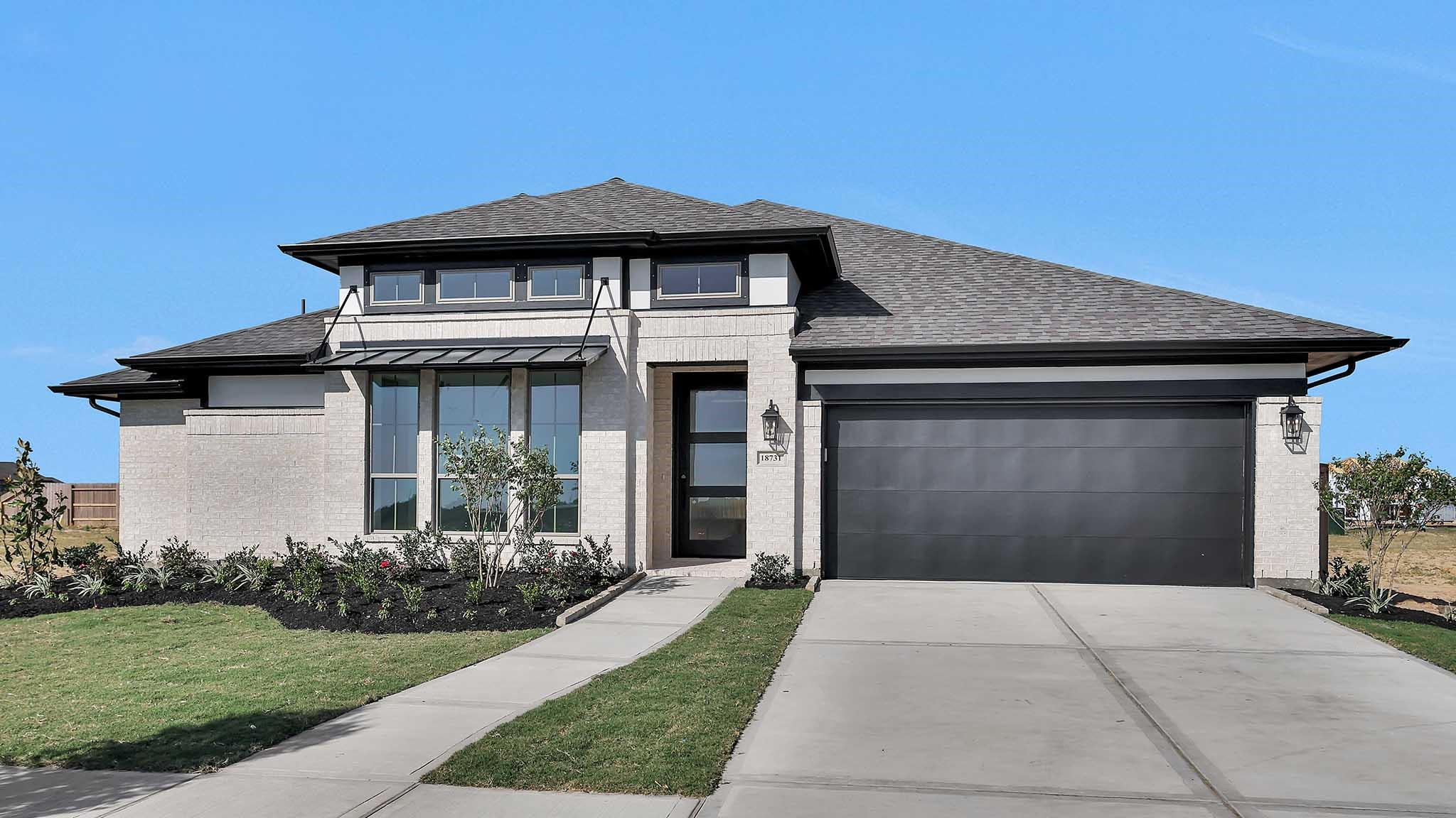 18731 Pistachio Way Property Photo 1