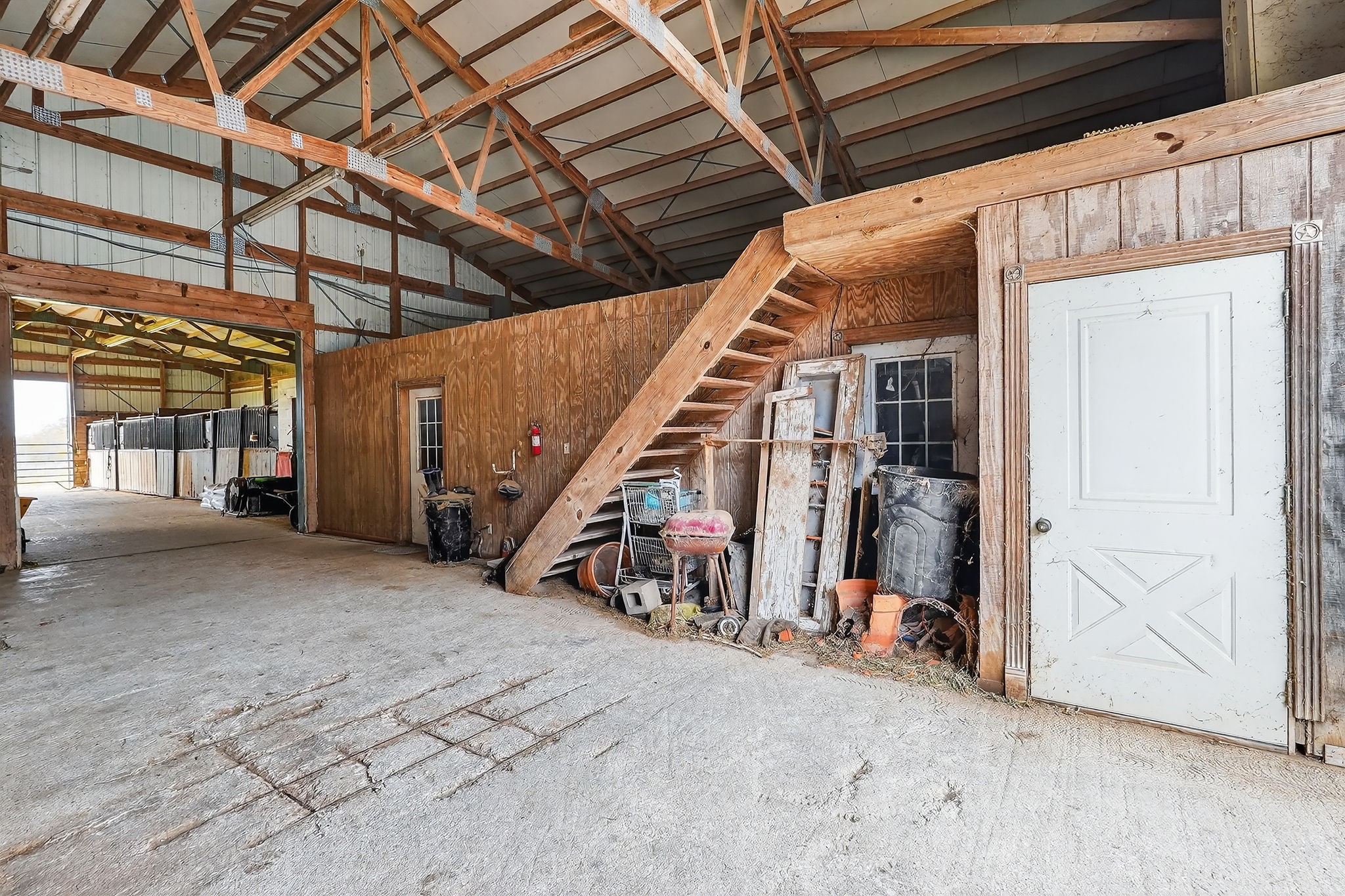 8625 Sandy Point Road Property Photo 10