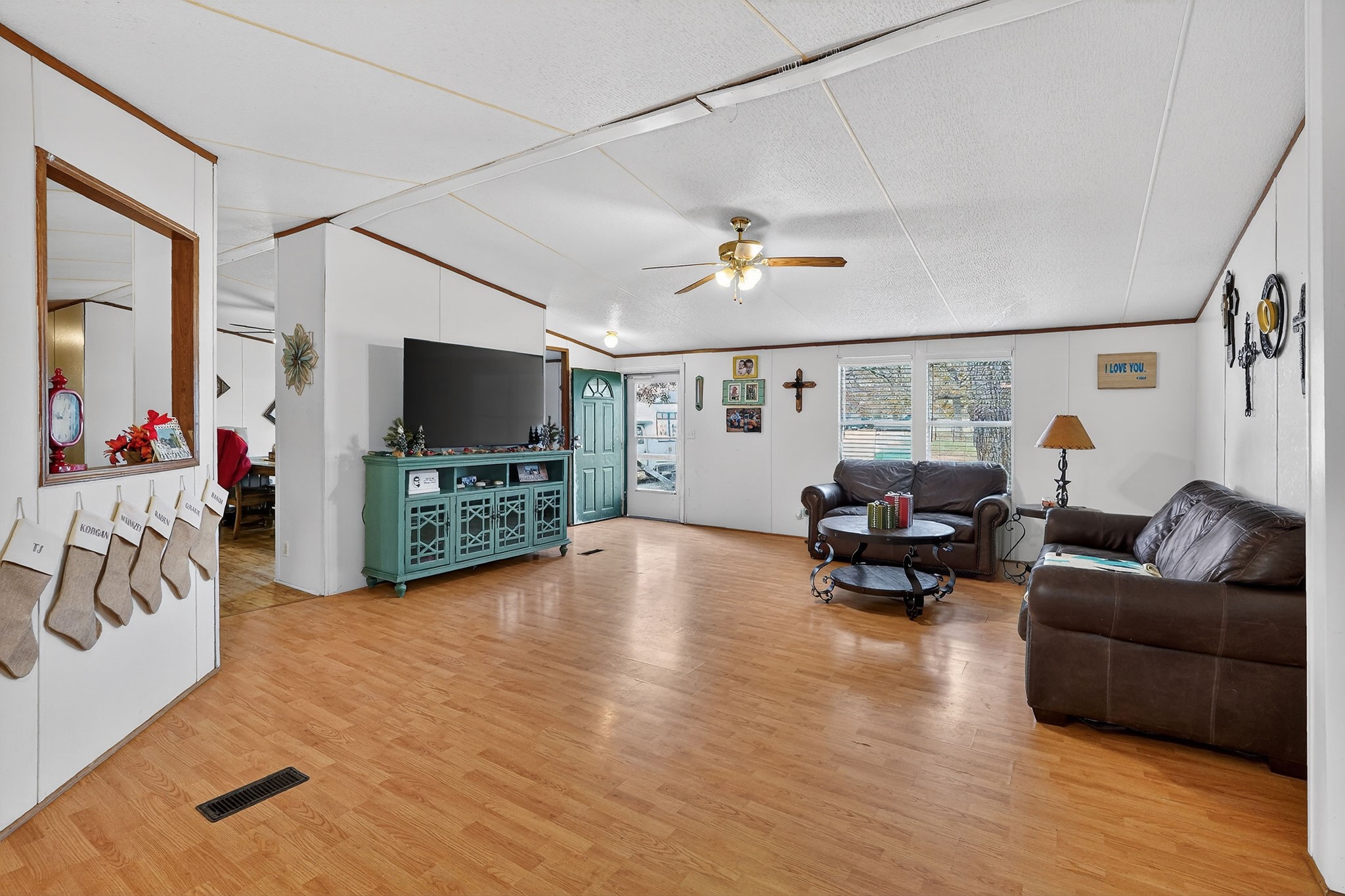 8625 Sandy Point Road Property Photo 26