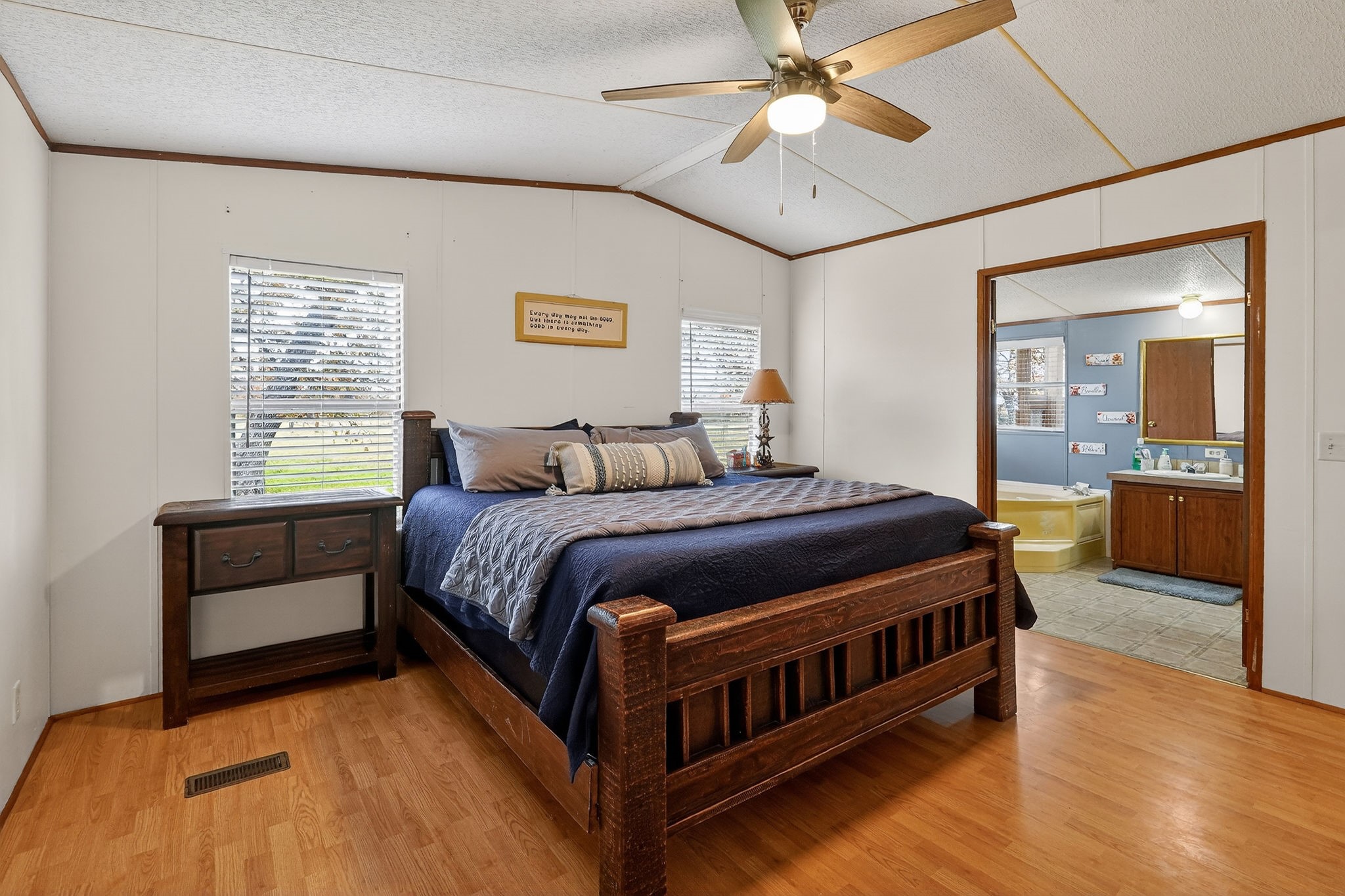 8625 Sandy Point Road Property Photo 28