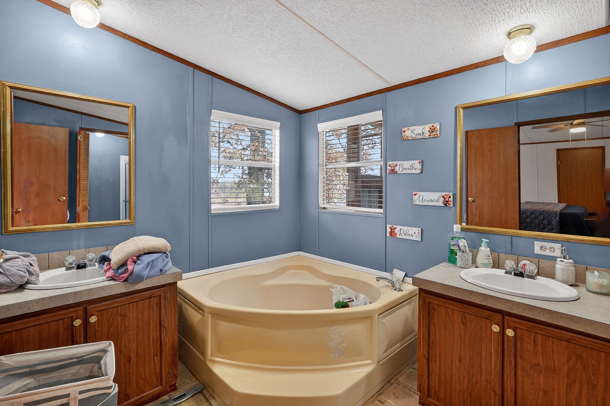 8625 Sandy Point Road Property Photo 29