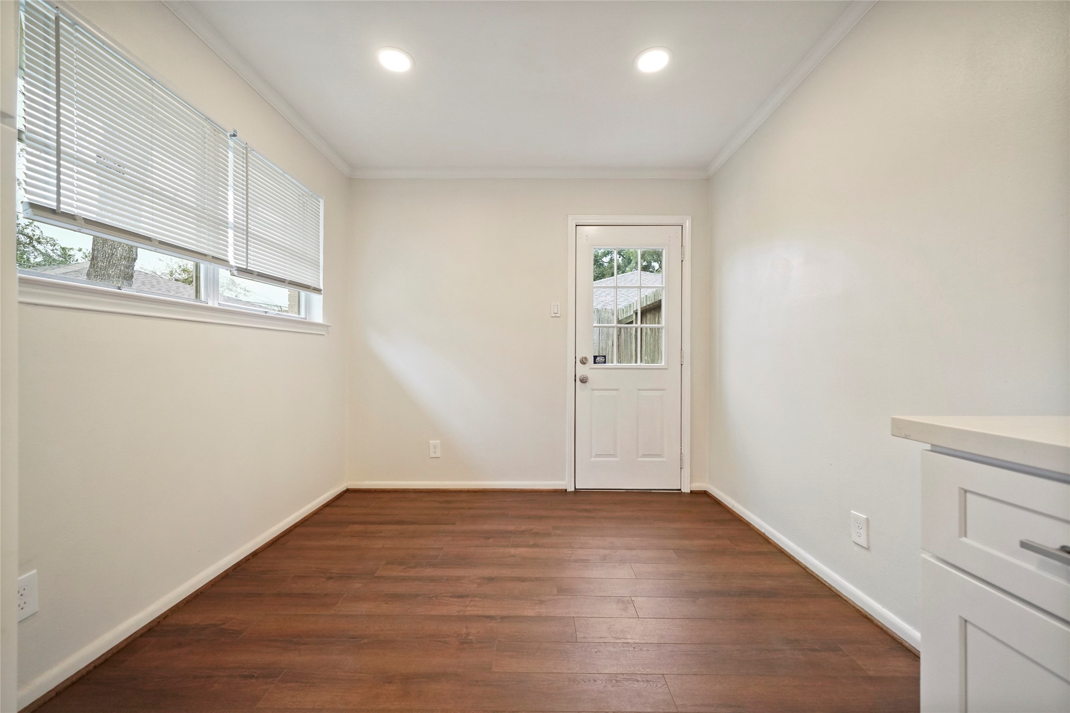 1807 Shadow Bend Drive Property Photo 15