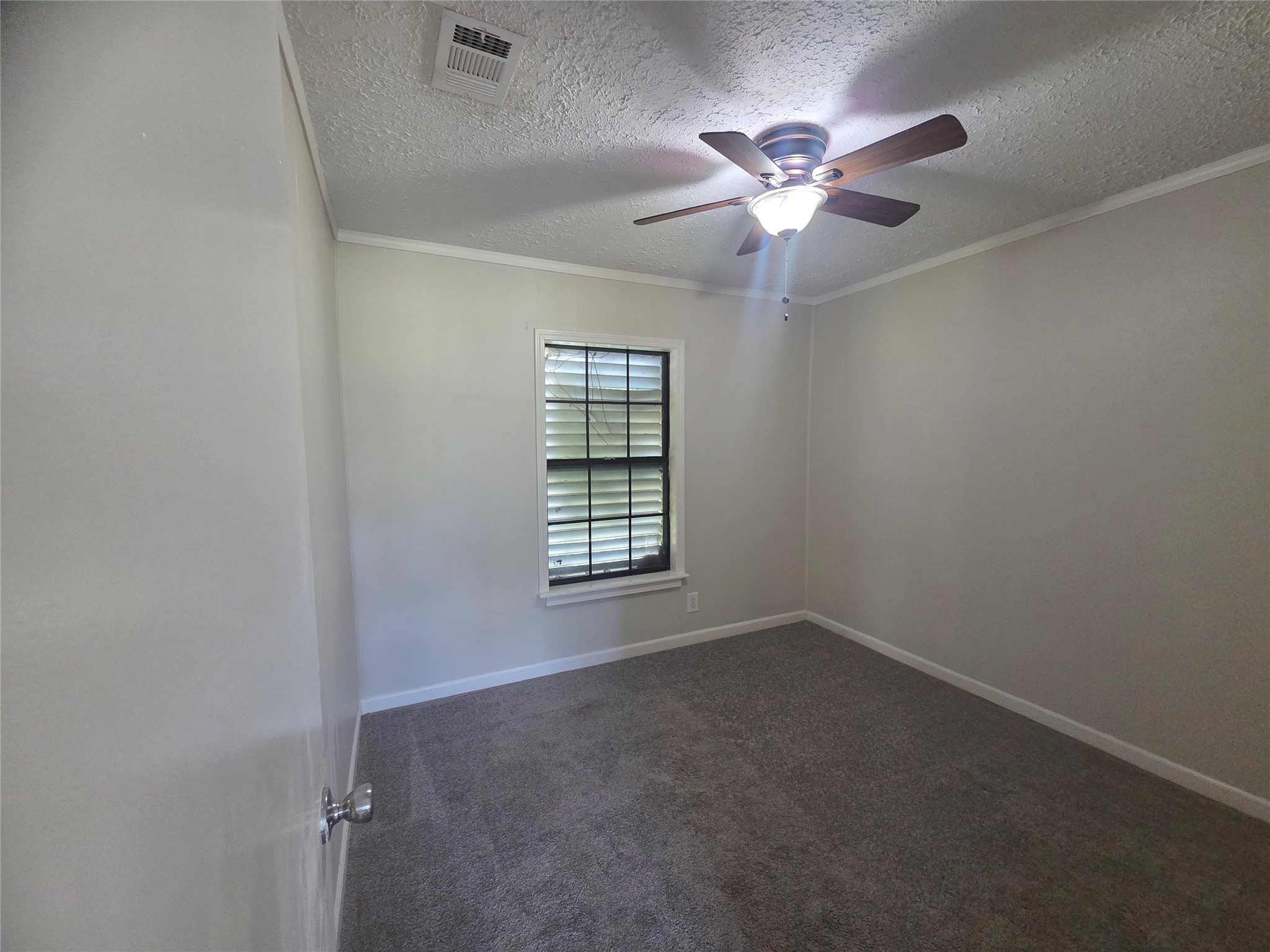 13632 Montgomery Road Property Photo 9