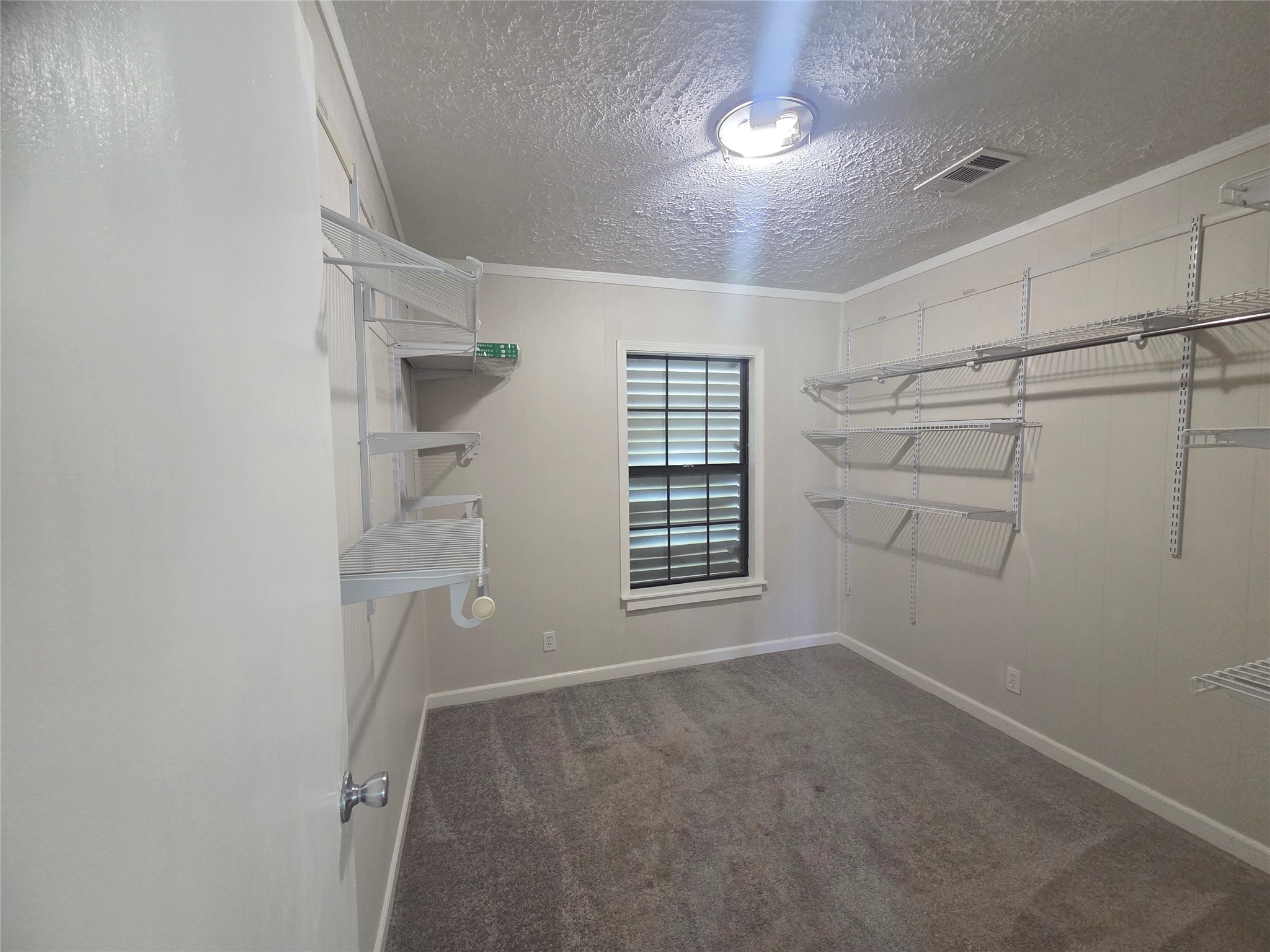 13632 Montgomery Road Property Photo 12