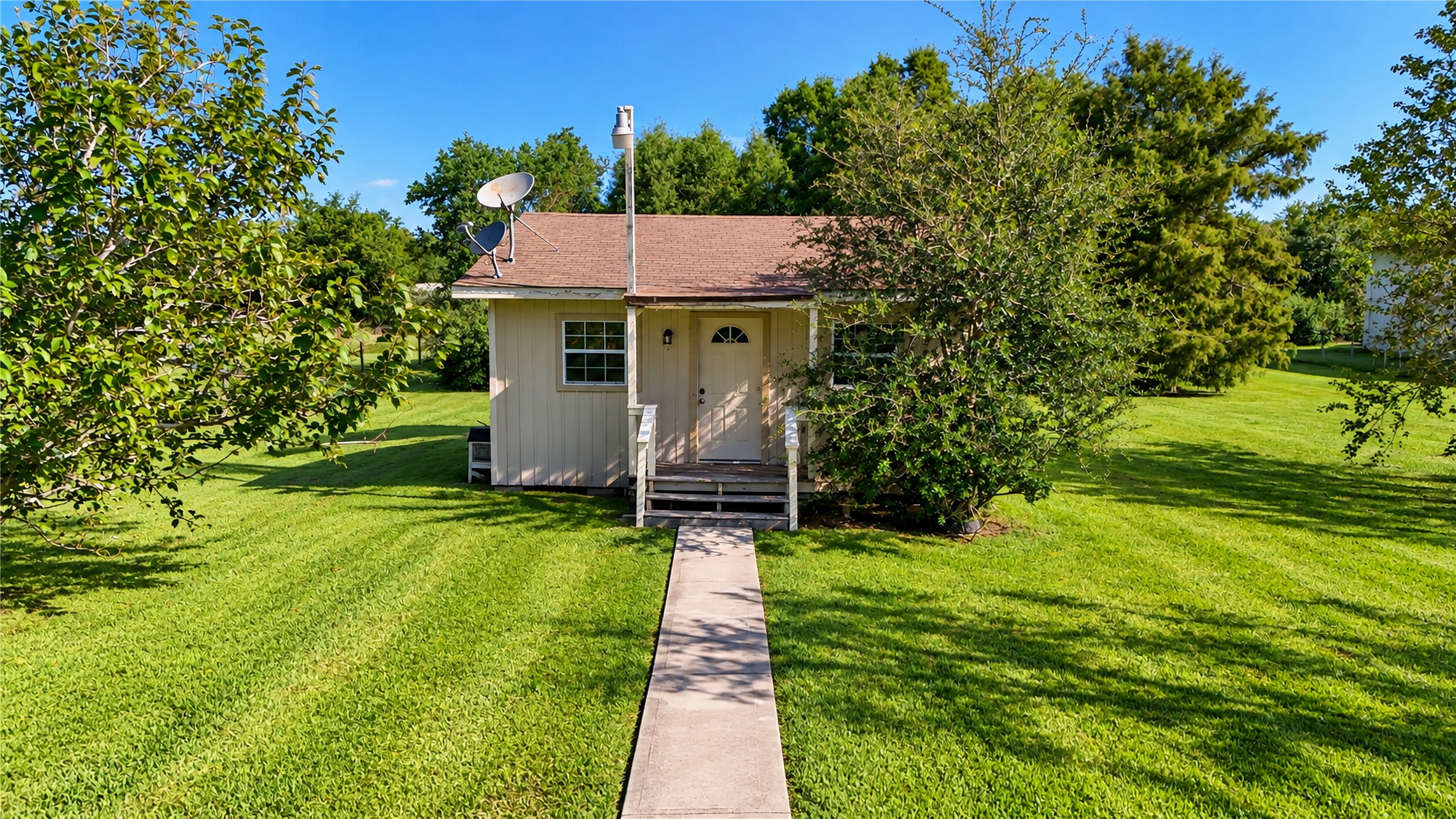 13632 Montgomery Road Property Photo 17
