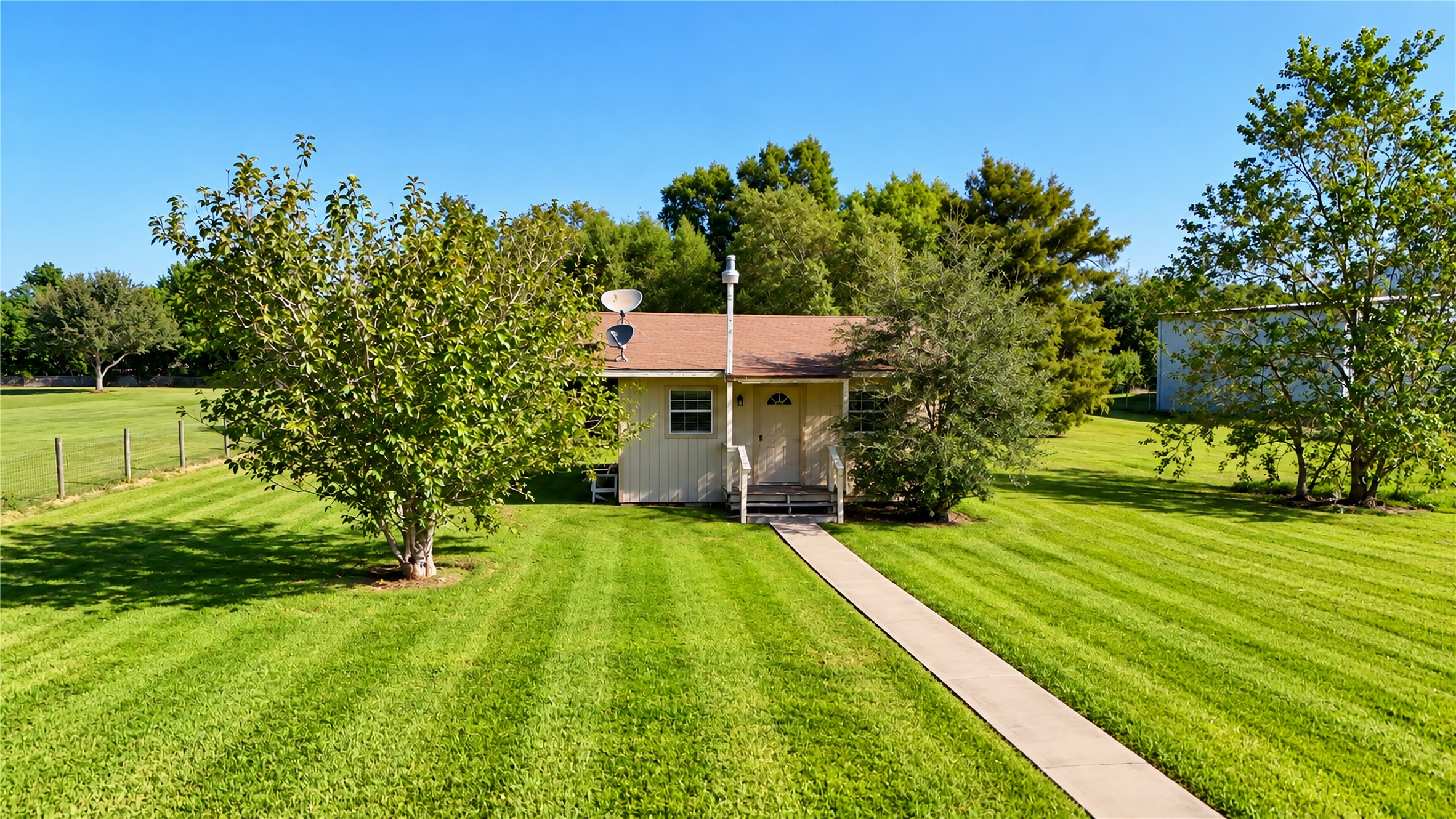 13632 Montgomery Road Property Photo 18