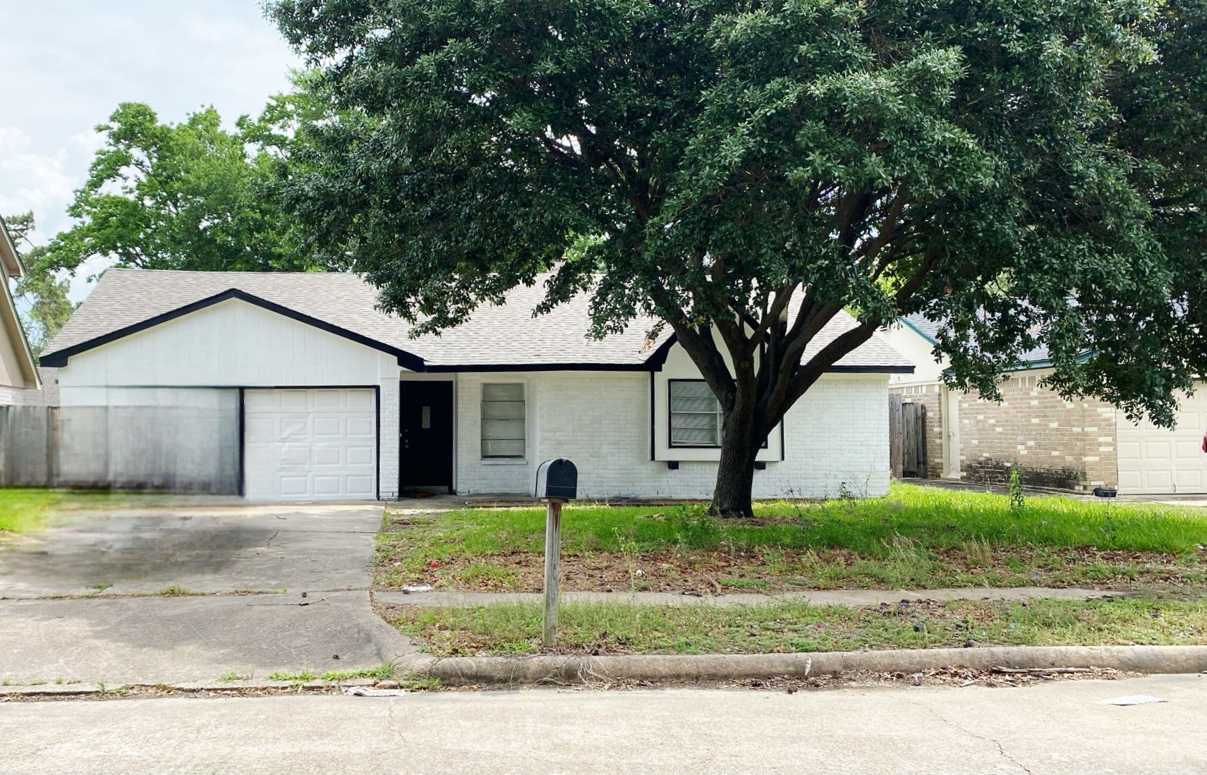 23302 Whispering Willow Drive Property Photo 2