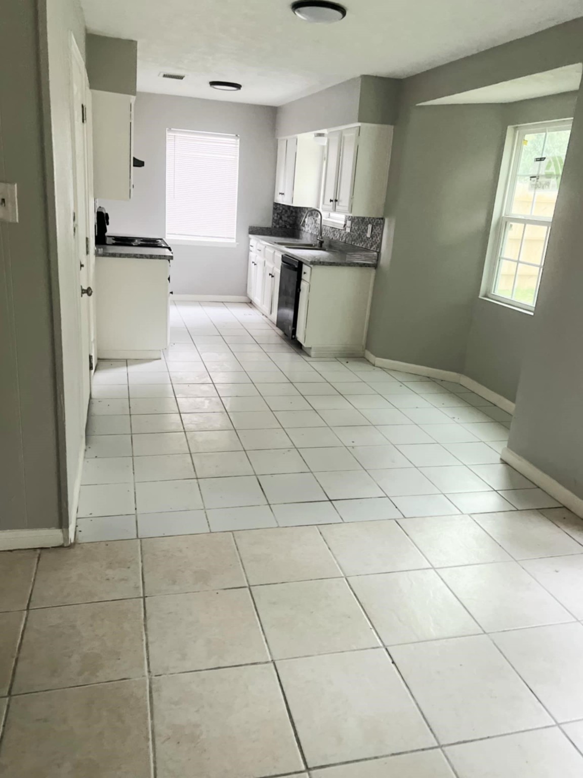 23302 Whispering Willow Drive Property Photo 5