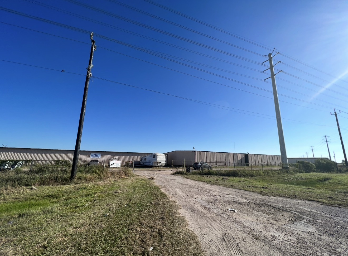 3320 E Highway 332 Property Photo 6