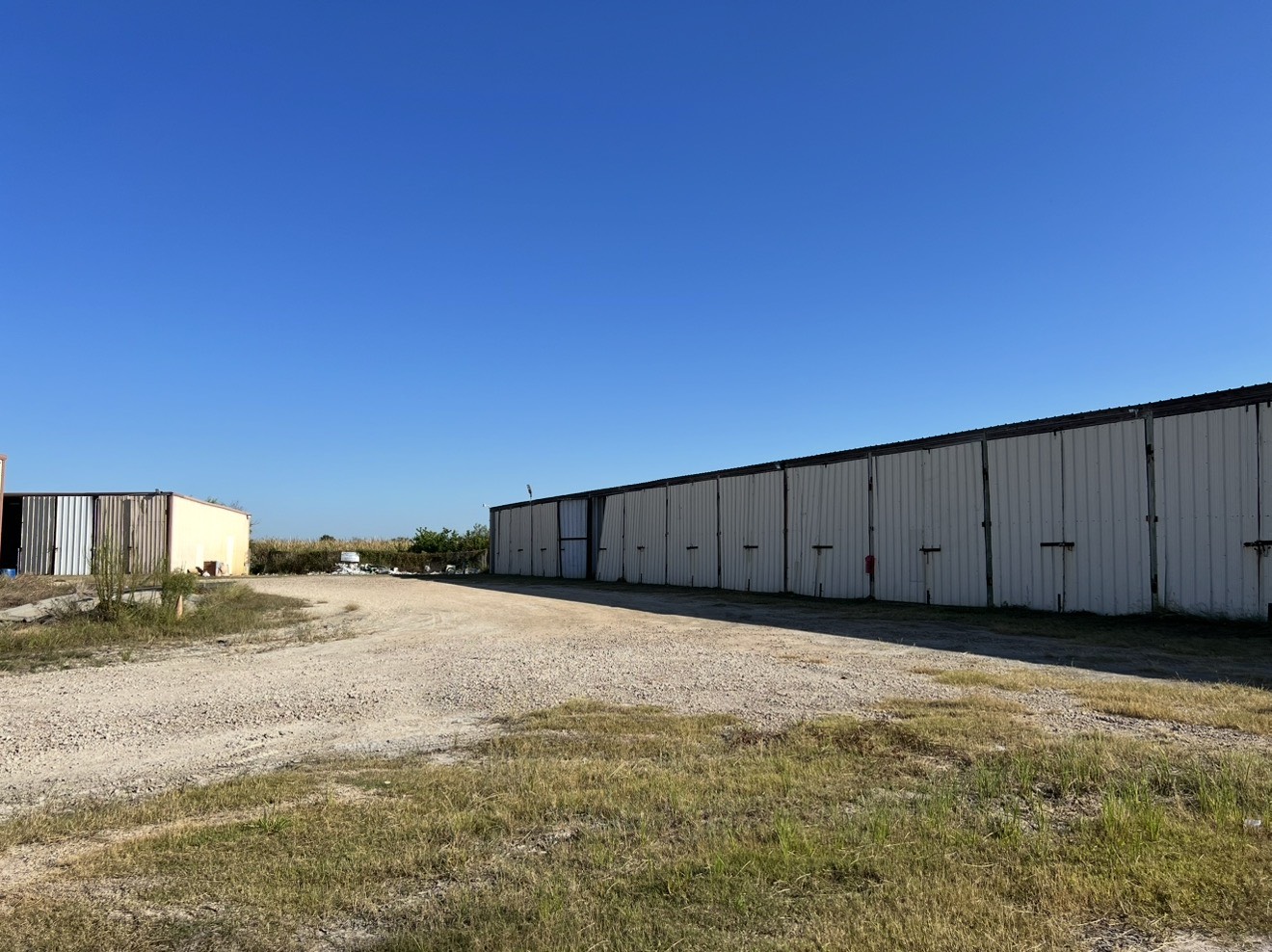 3320 E Highway 332 Property Photo 8