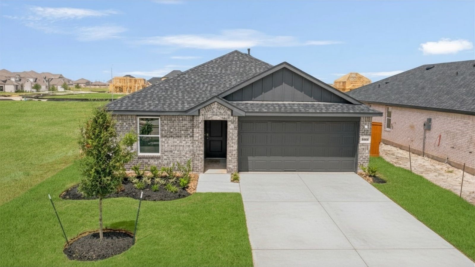 1044 Selene Sky Drive Property Photo 1