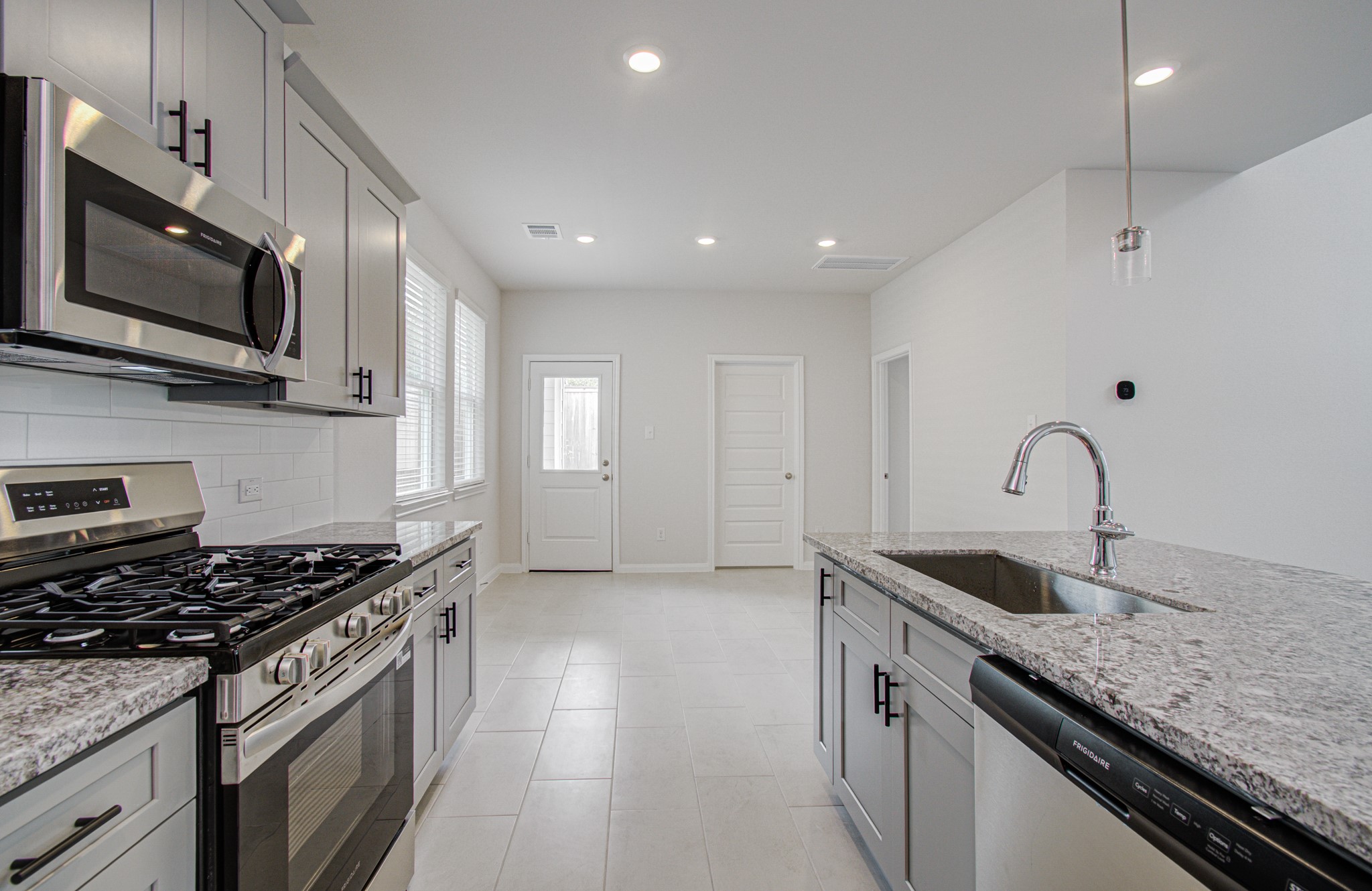 14222 Aston Pine Drive Property Photo 9