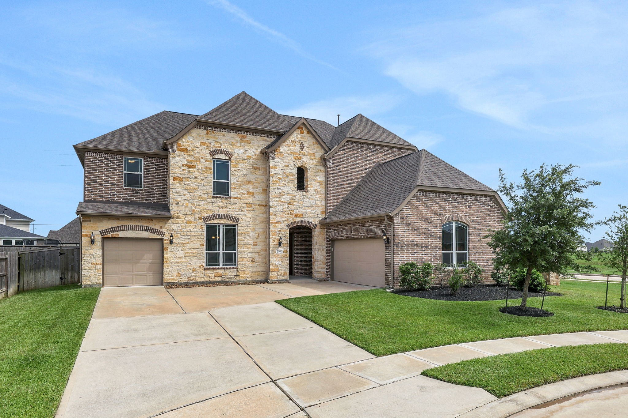 21302 Rose Loch Lane Property Photo 2