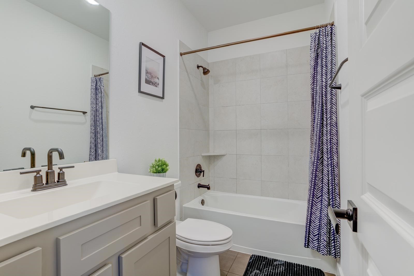 10920 Keaton Landing Drive Property Photo 7