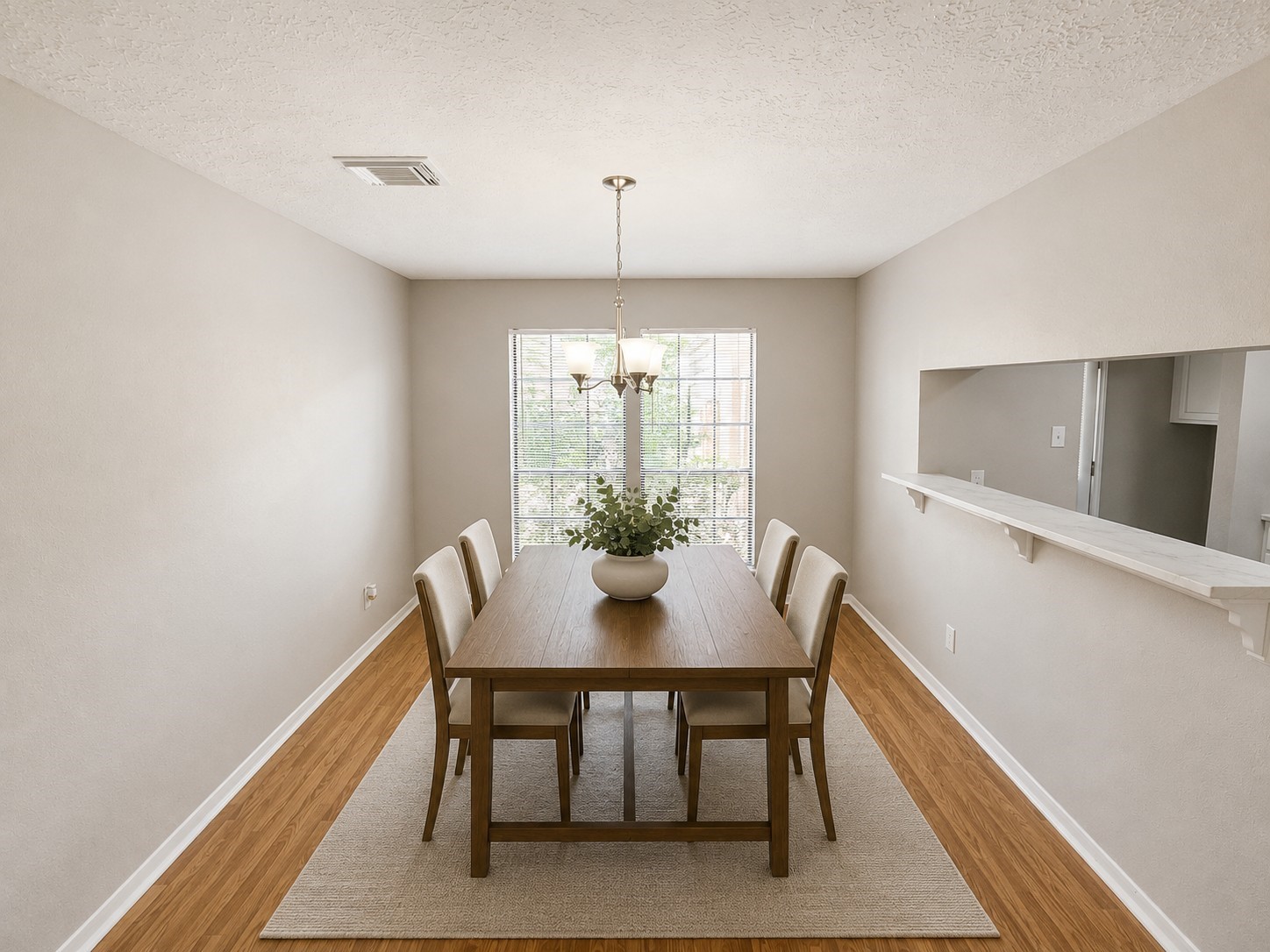 17303 Saturn Lane Property Photo 9