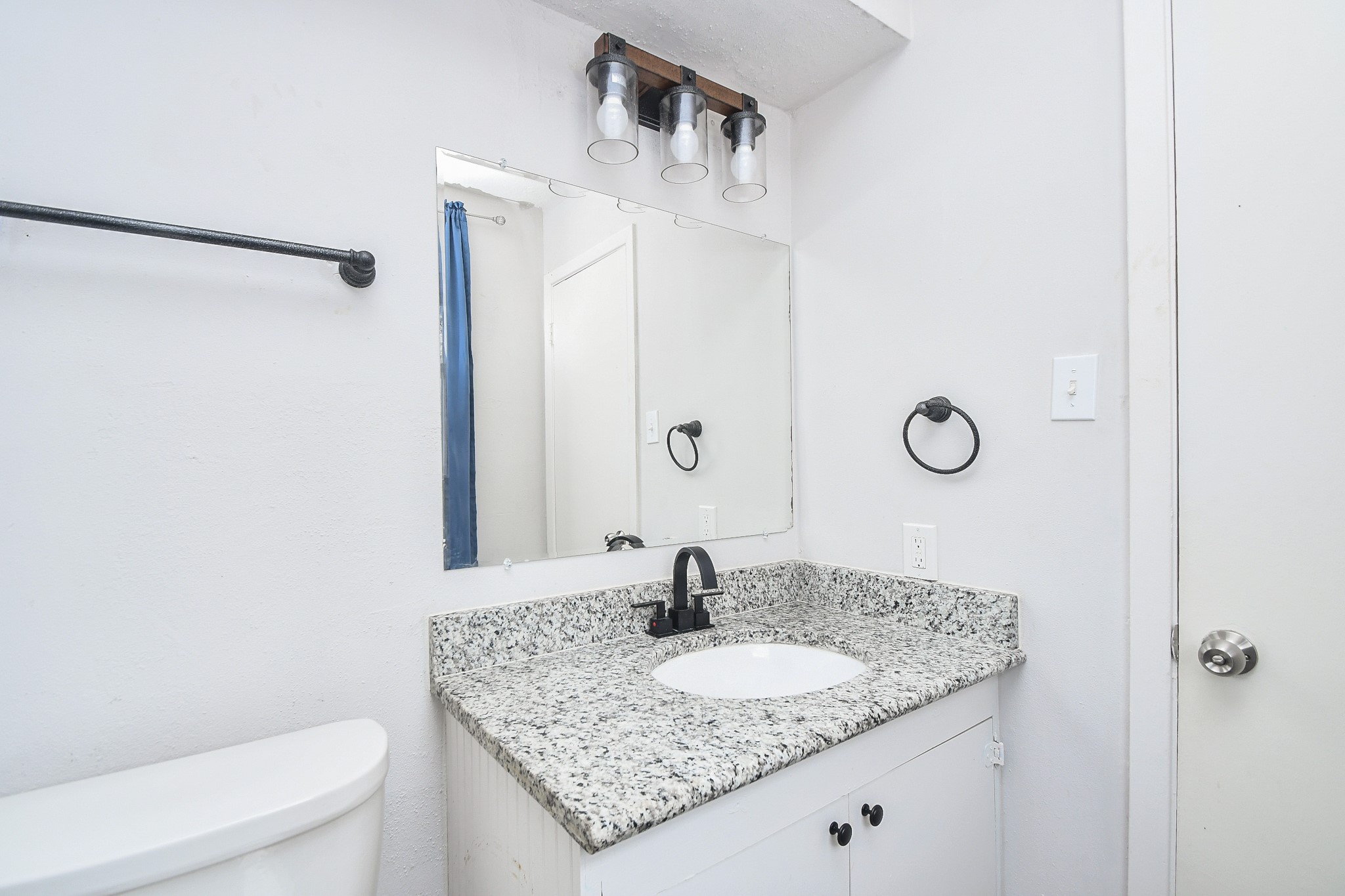 17118 Broken Back Drive Property Photo 21