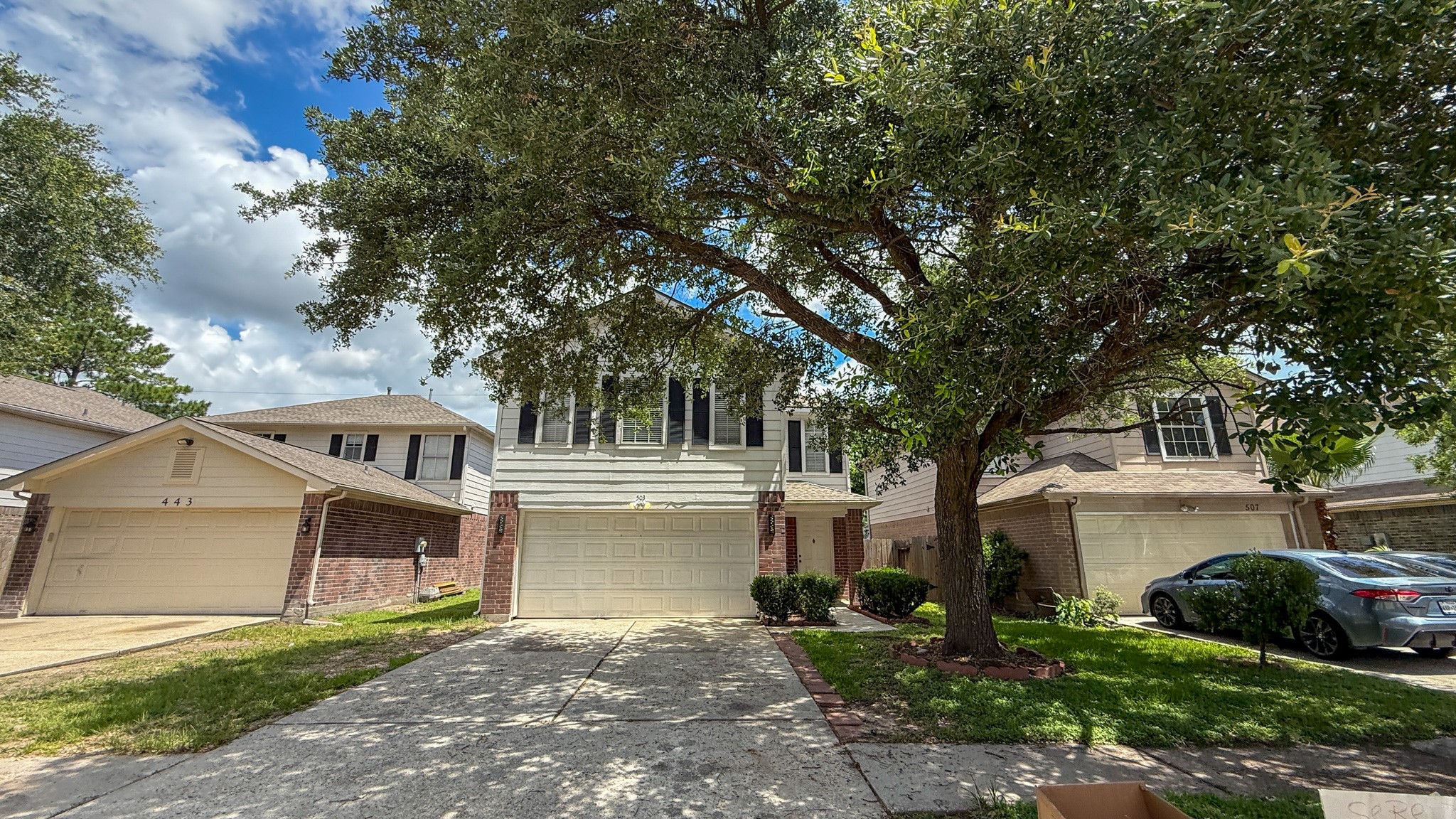 503 Willow West Drive Property Photo 2