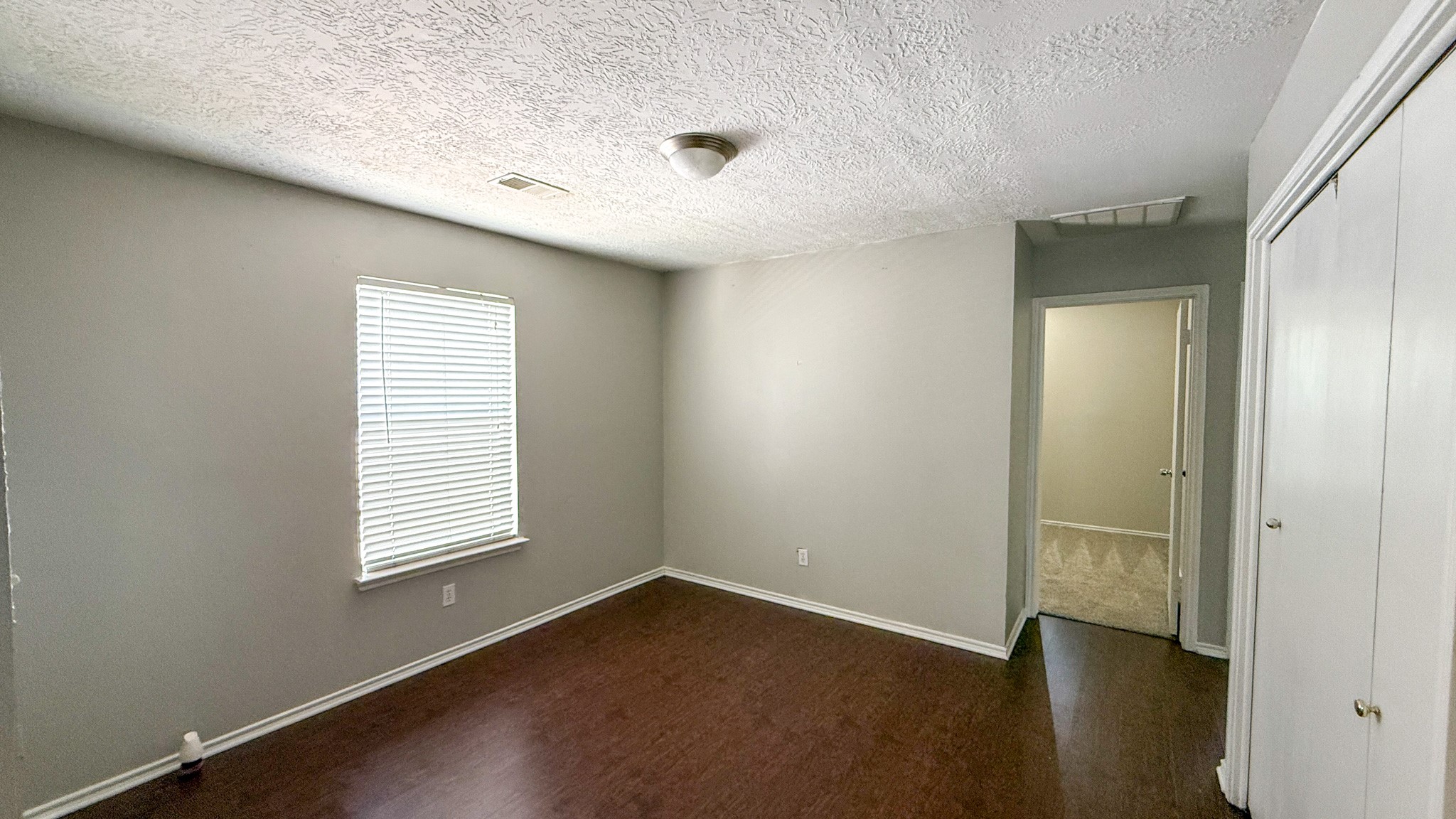 503 Willow West Drive Property Photo 8