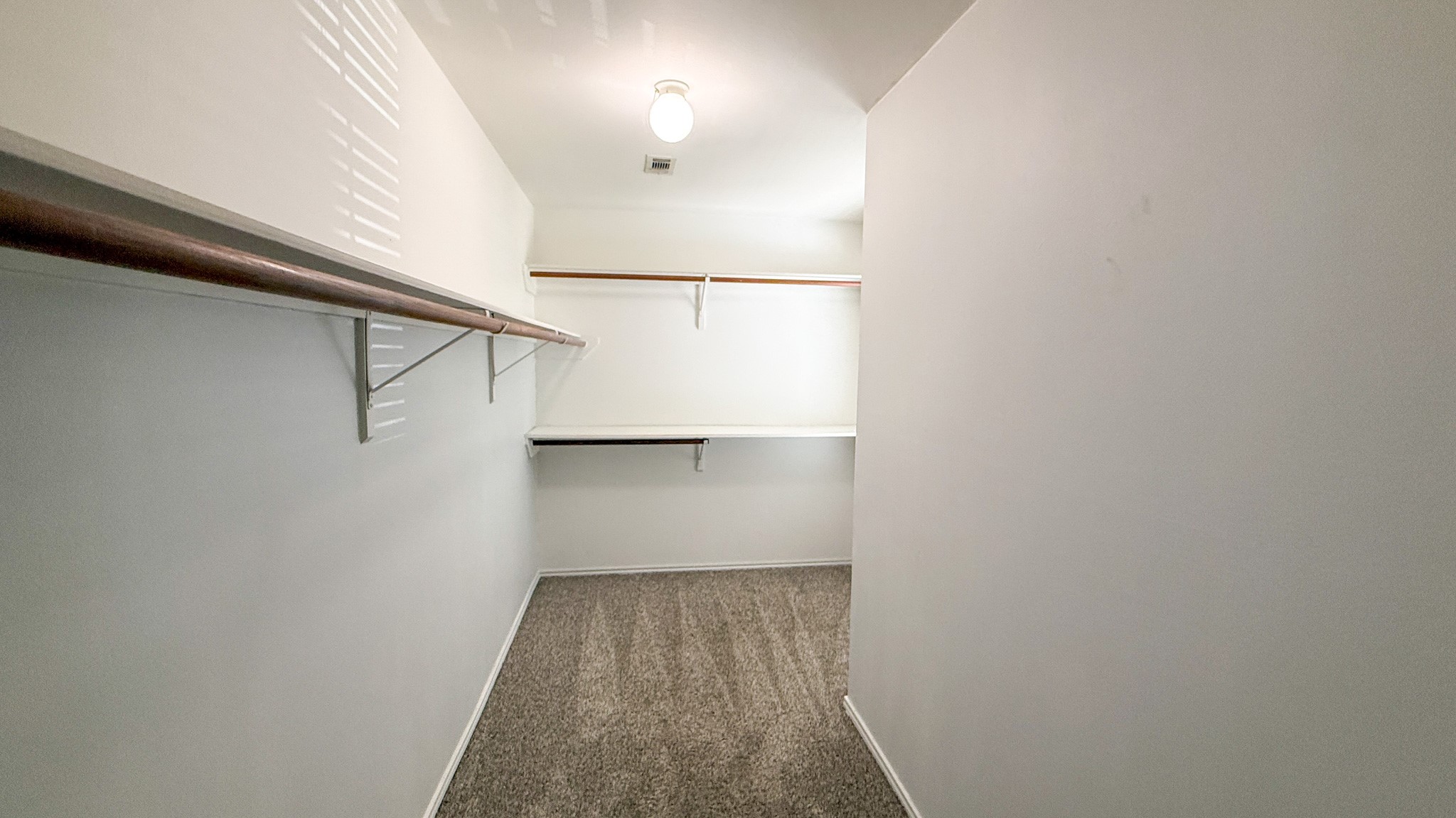 503 Willow West Drive Property Photo 14
