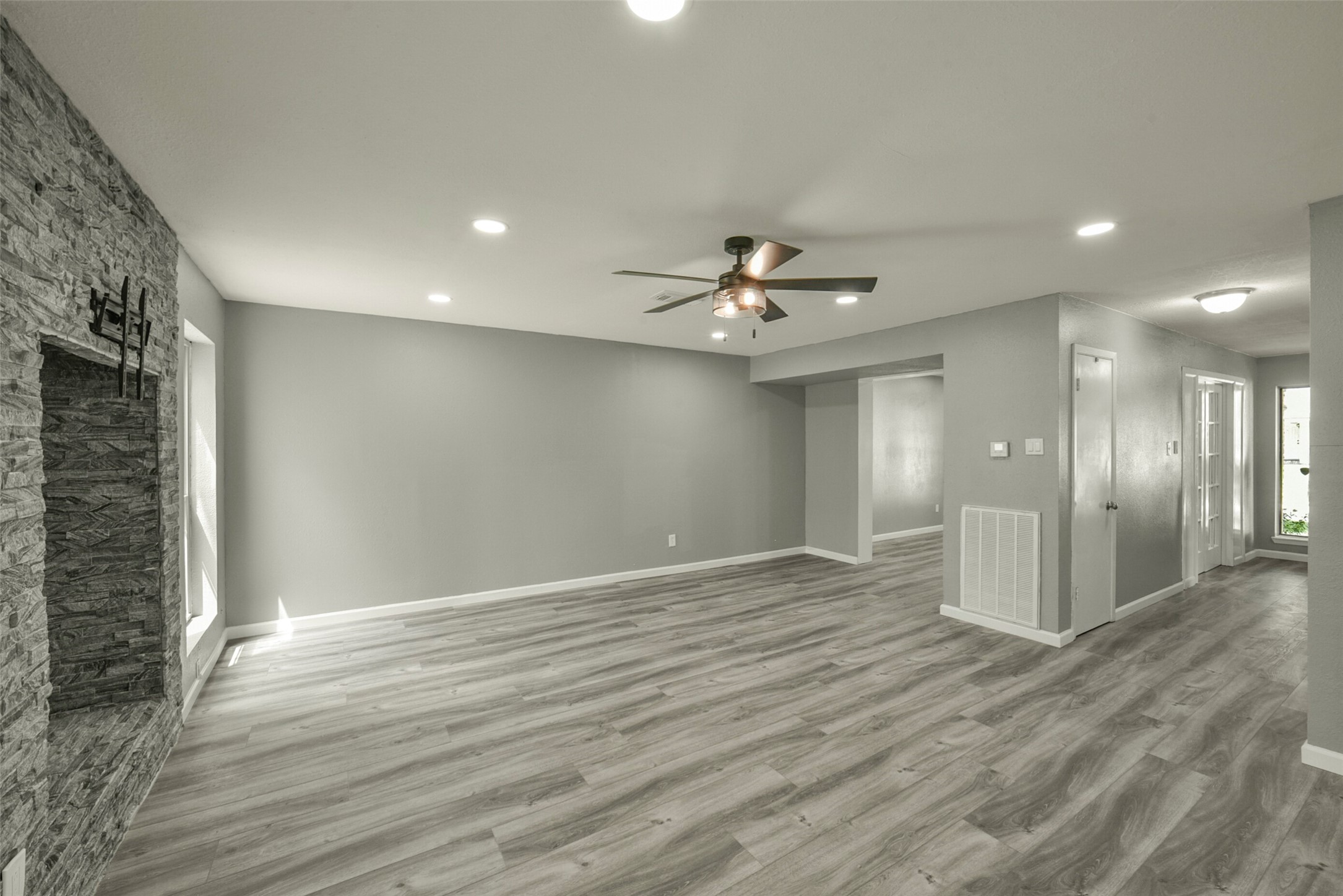 18606 Mellowgrove Lane Property Photo 9