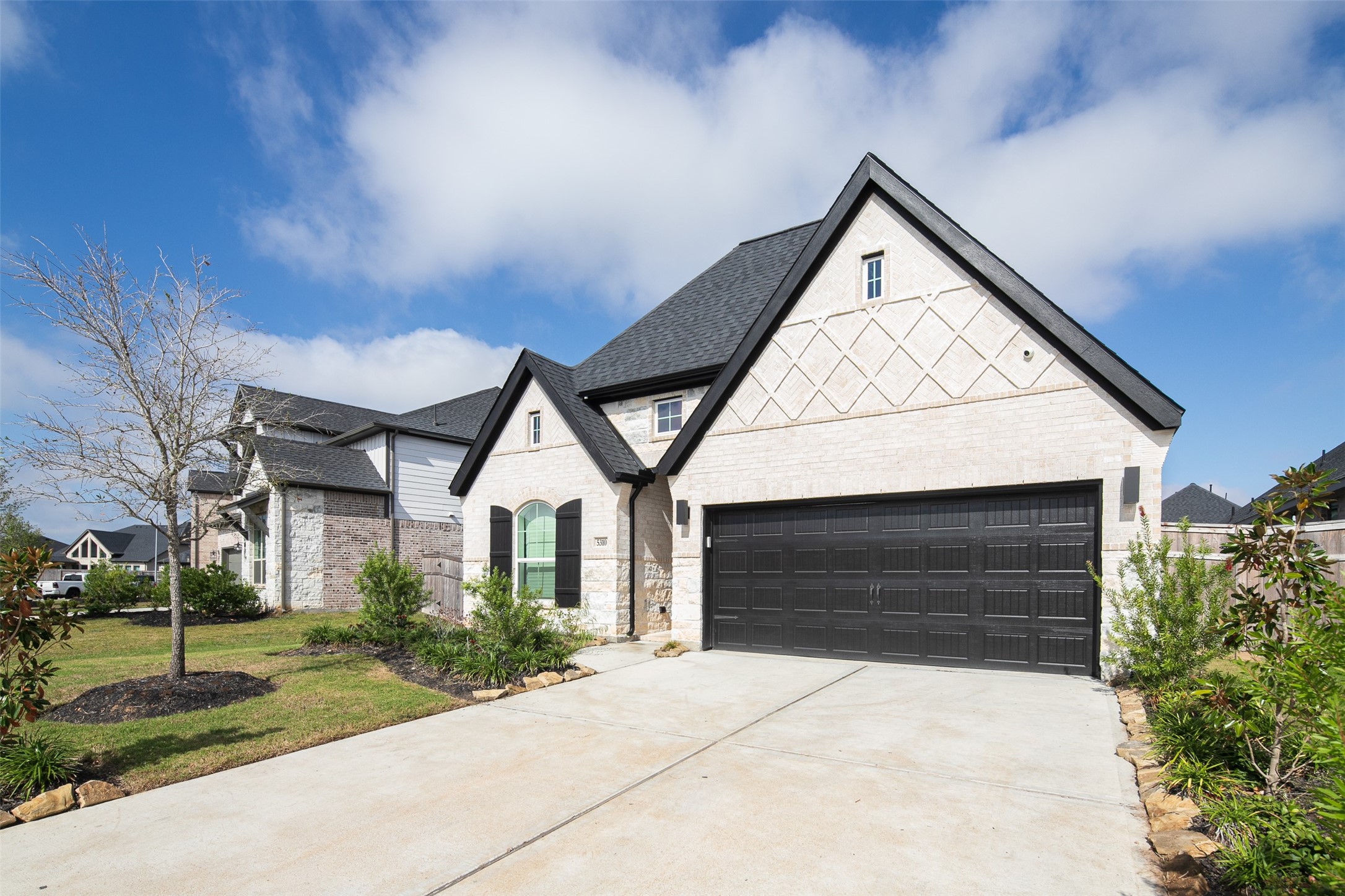 5310 Egret Gable Court Property Photo 2