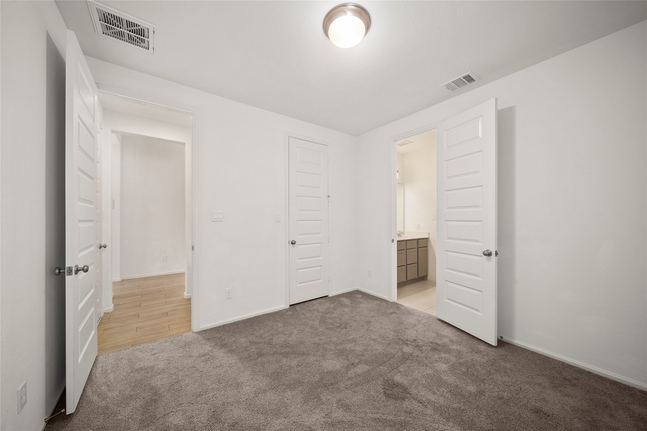 5310 Egret Gable Court Property Photo 24