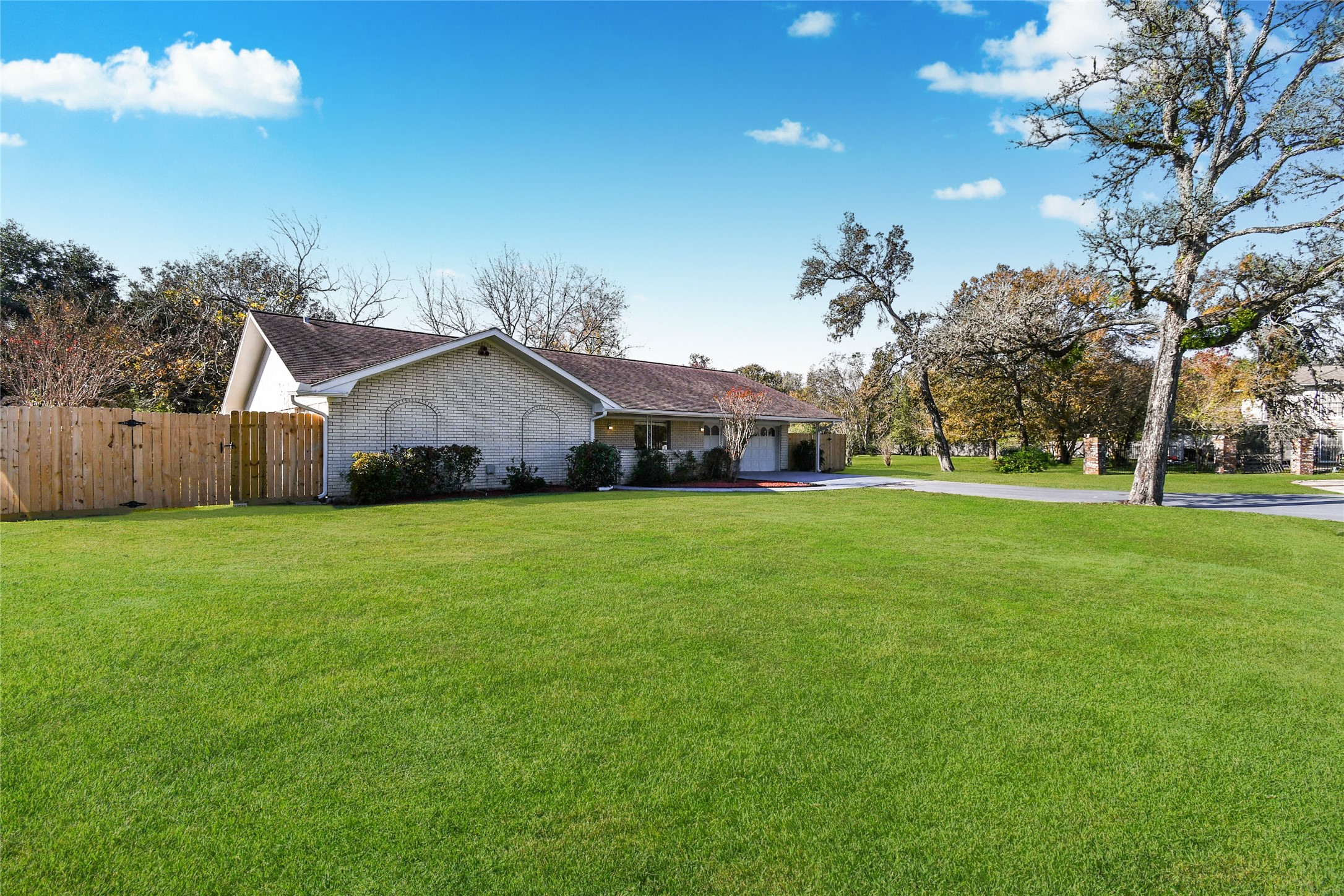 1504 Holly Circle Property Photo 12