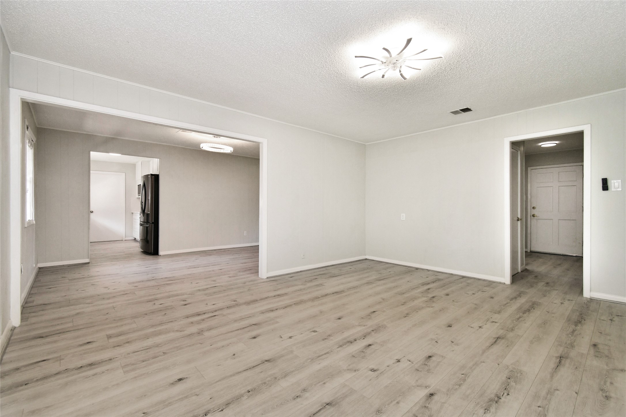 1504 Holly Circle Property Photo 21