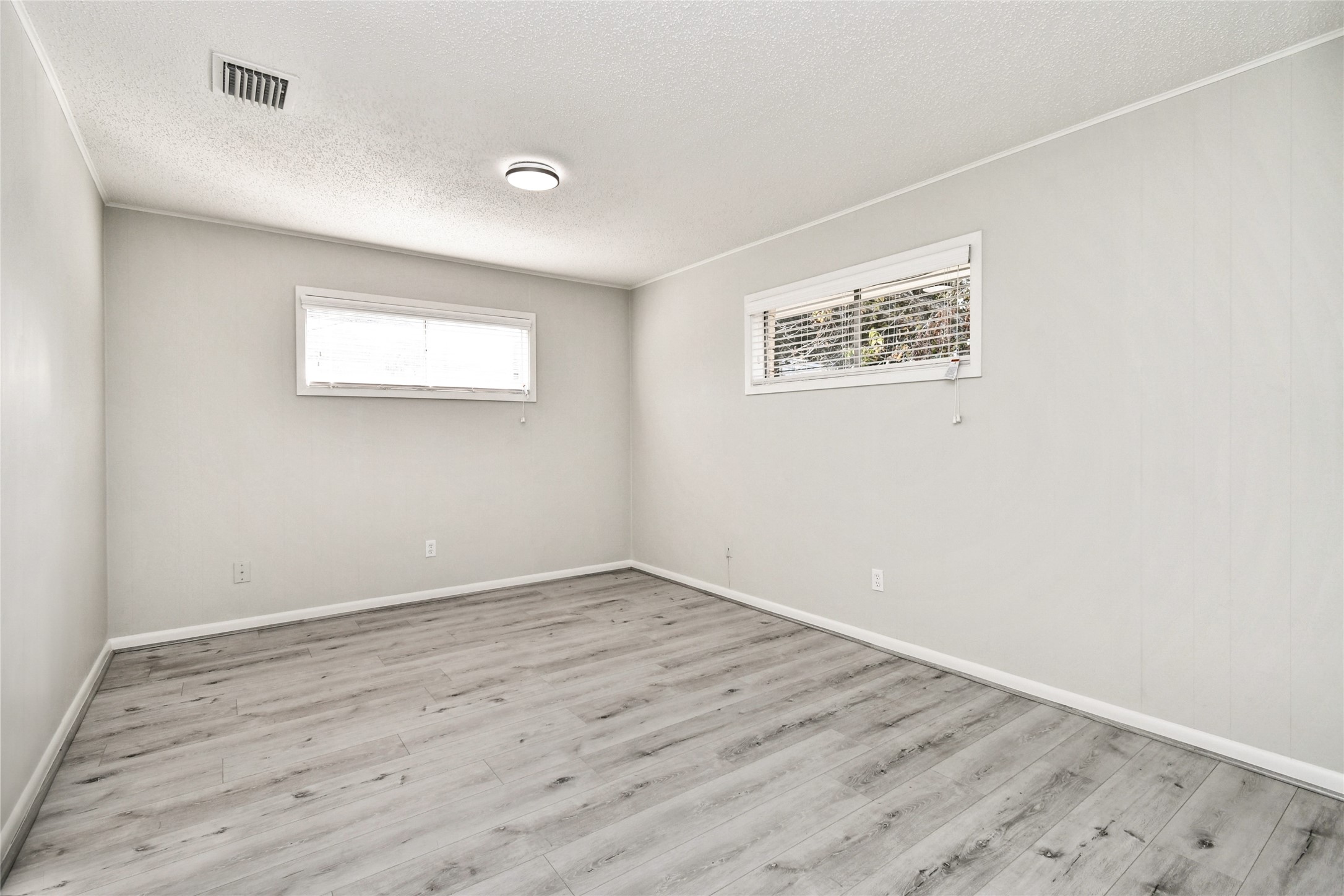 1504 Holly Circle Property Photo 22