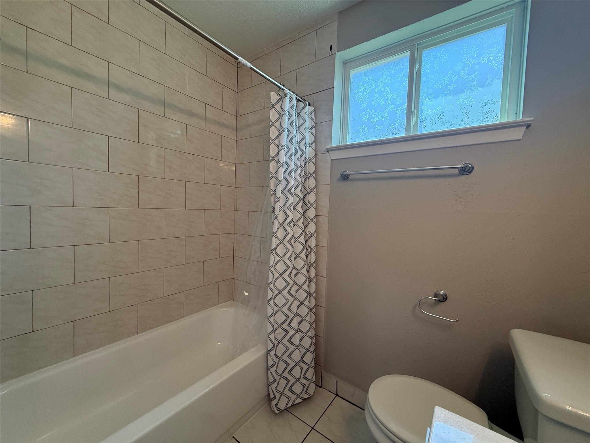 723 Onaleigh Drive Property Photo 8
