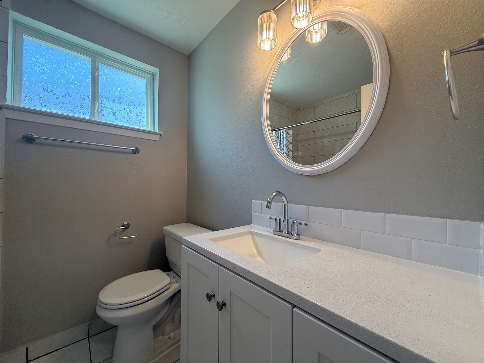 723 Onaleigh Drive Property Photo 9