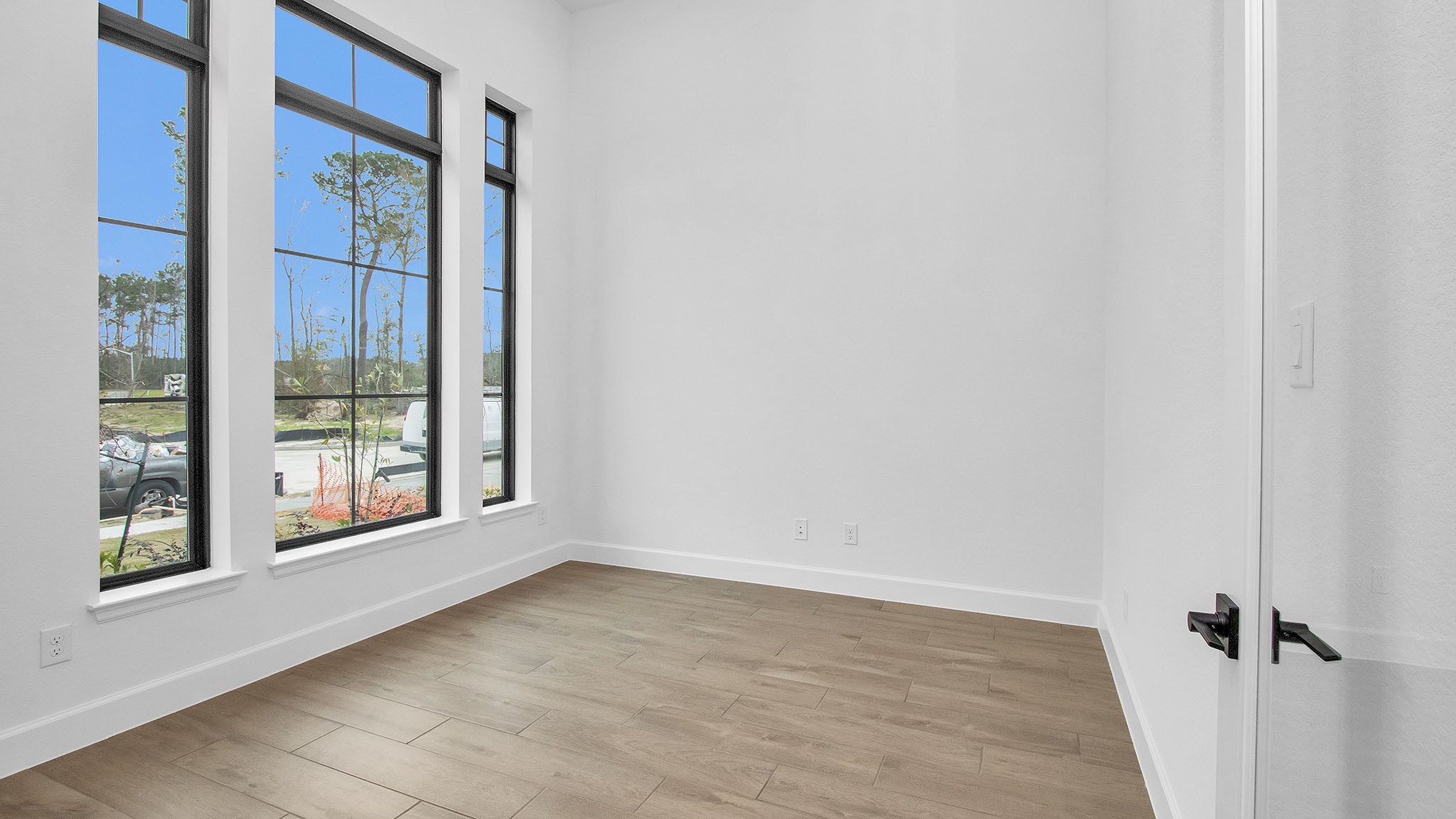 18435 Chameleon Court Property Photo 11