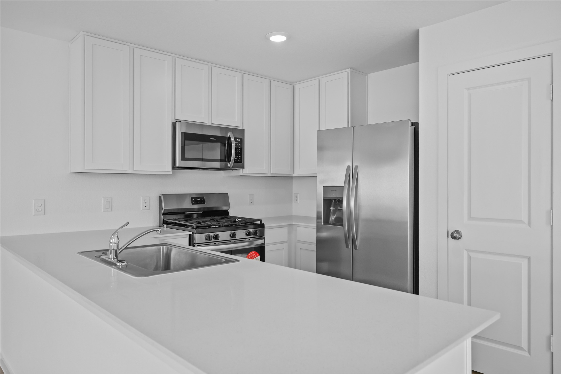 21235 Fieni Drive Property Photo 7