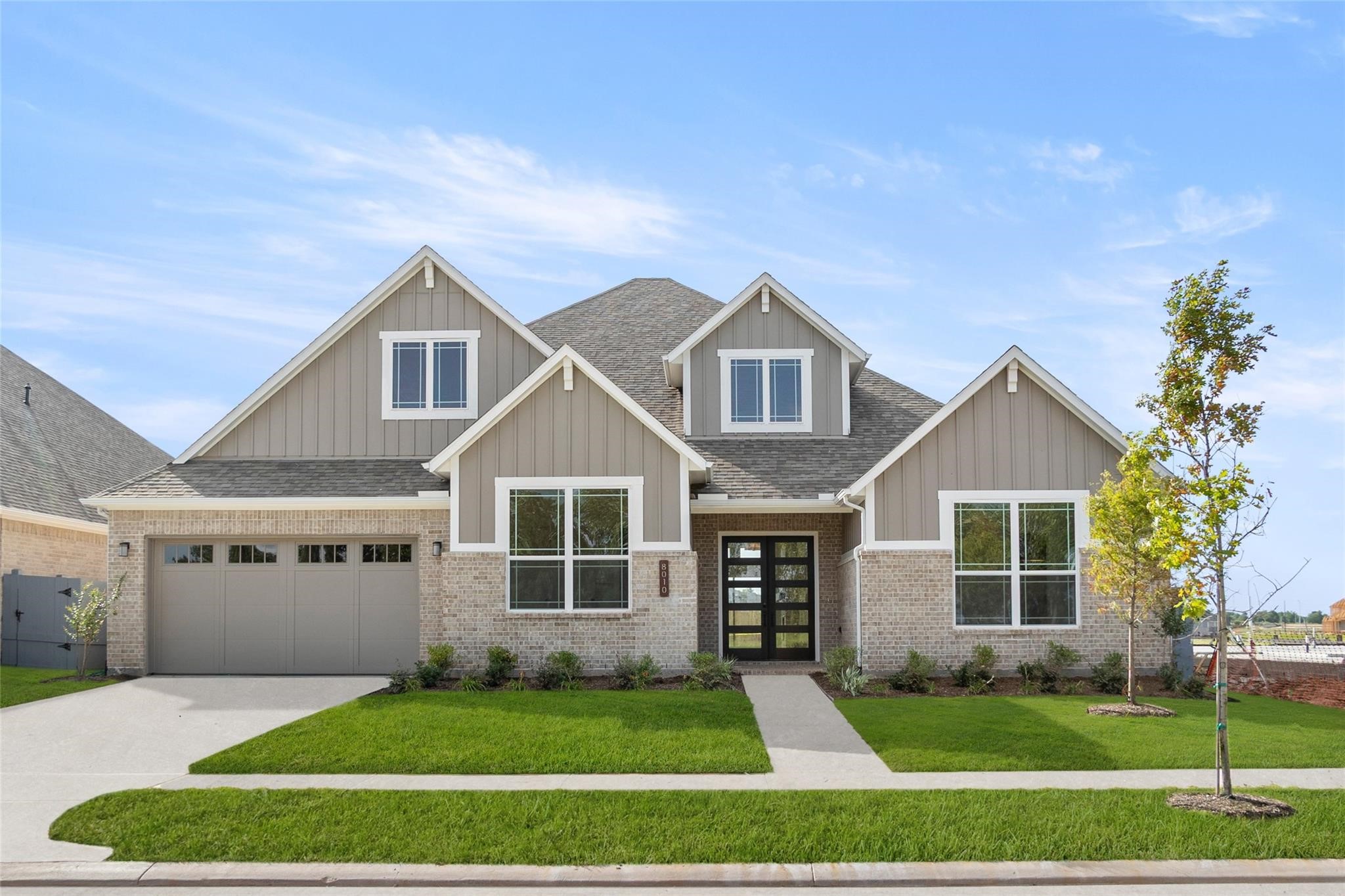 8010 River Bluet Place Property Photo 1