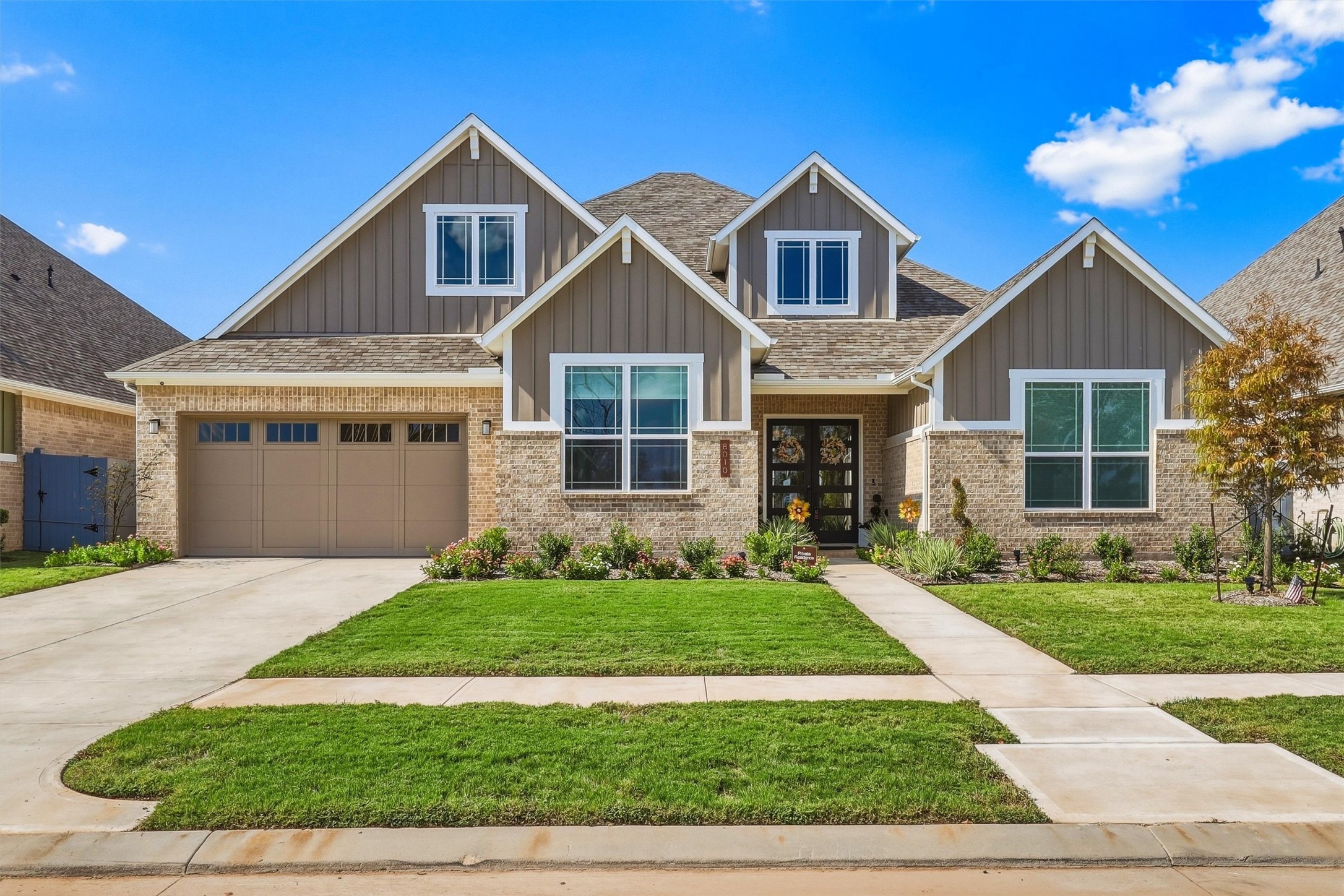 8010 River Bluet Place Property Photo 1