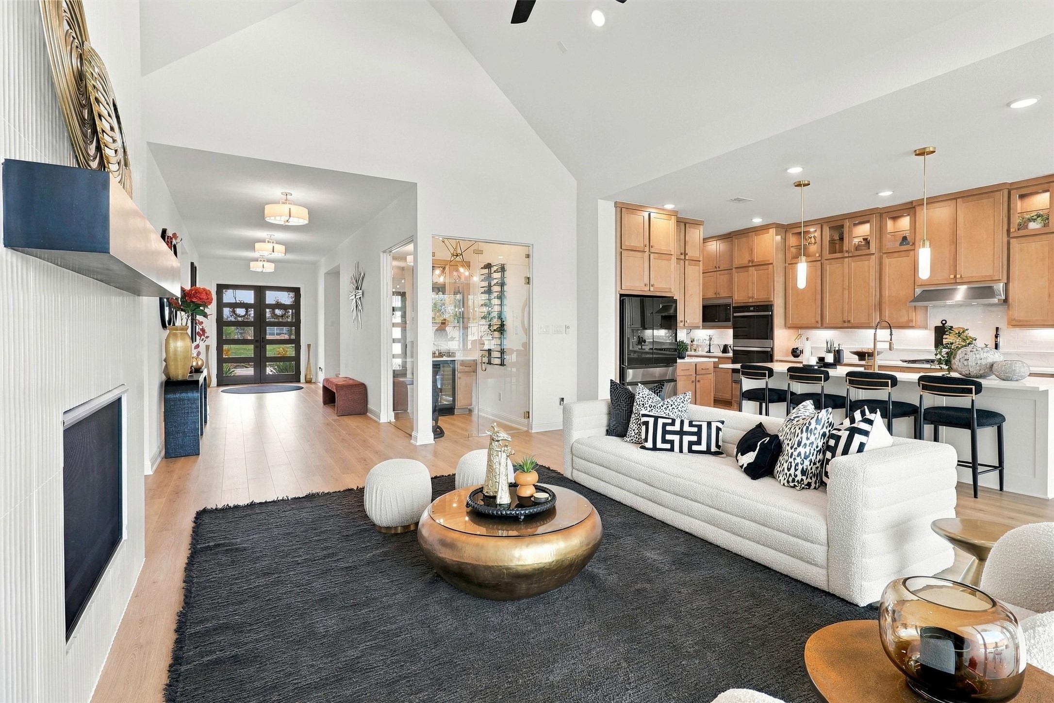 8010 River Bluet Place Property Photo 1