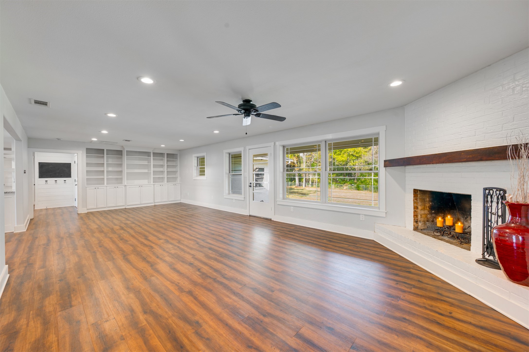 215 Perryman Road Property Photo 11