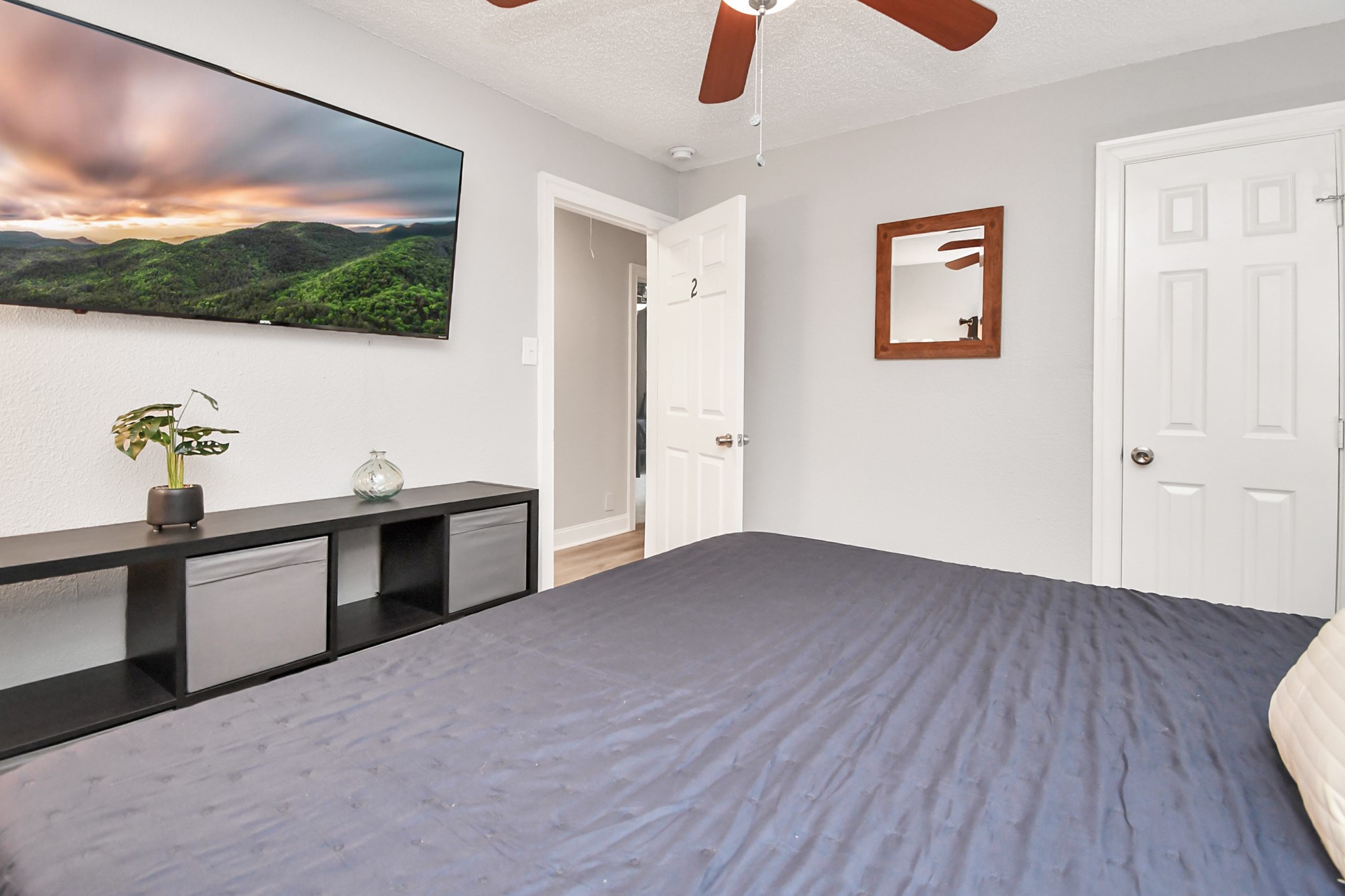 21722 Forest Glade Drive Property Photo 19
