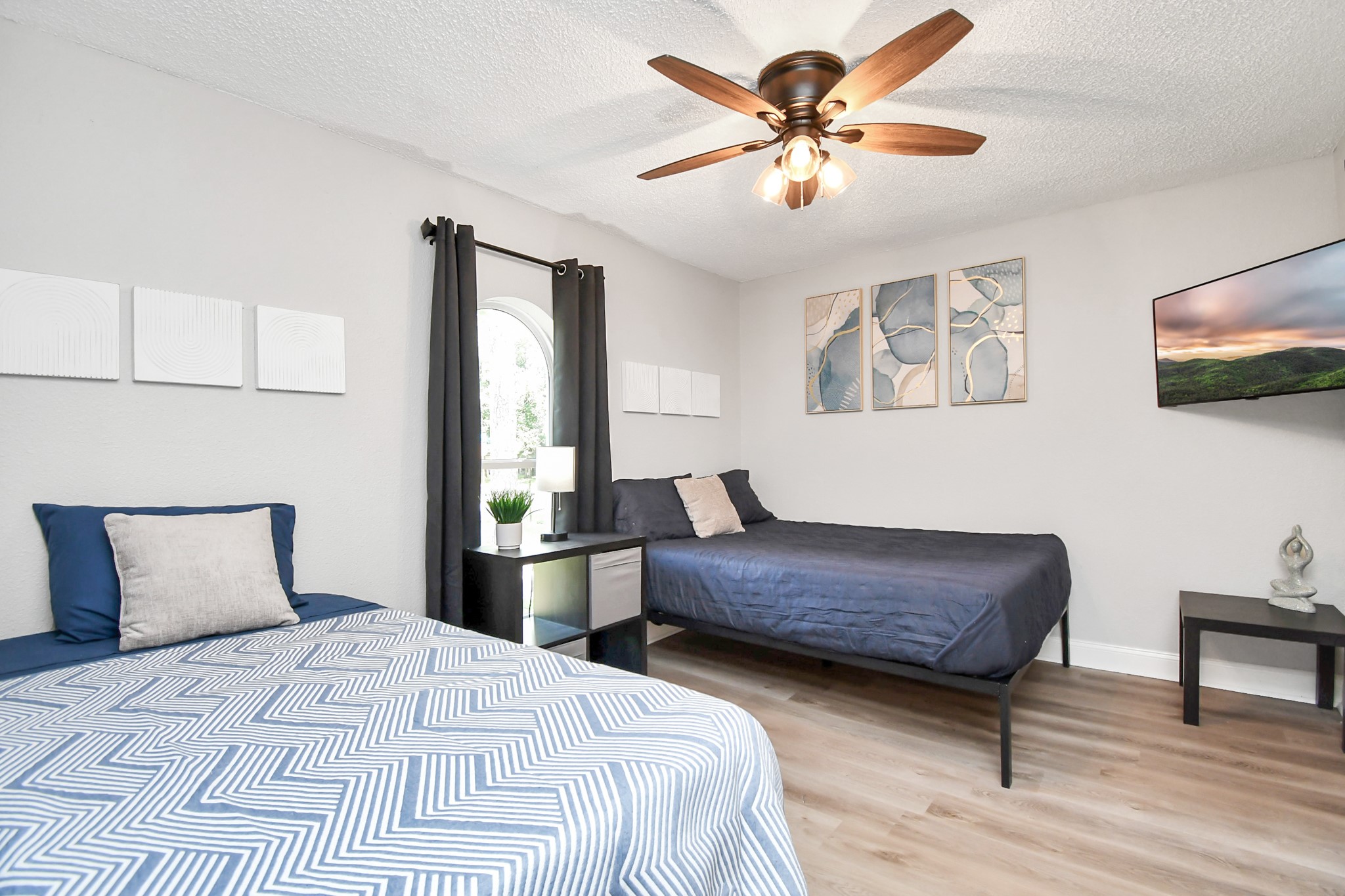 21722 Forest Glade Drive Property Photo 25
