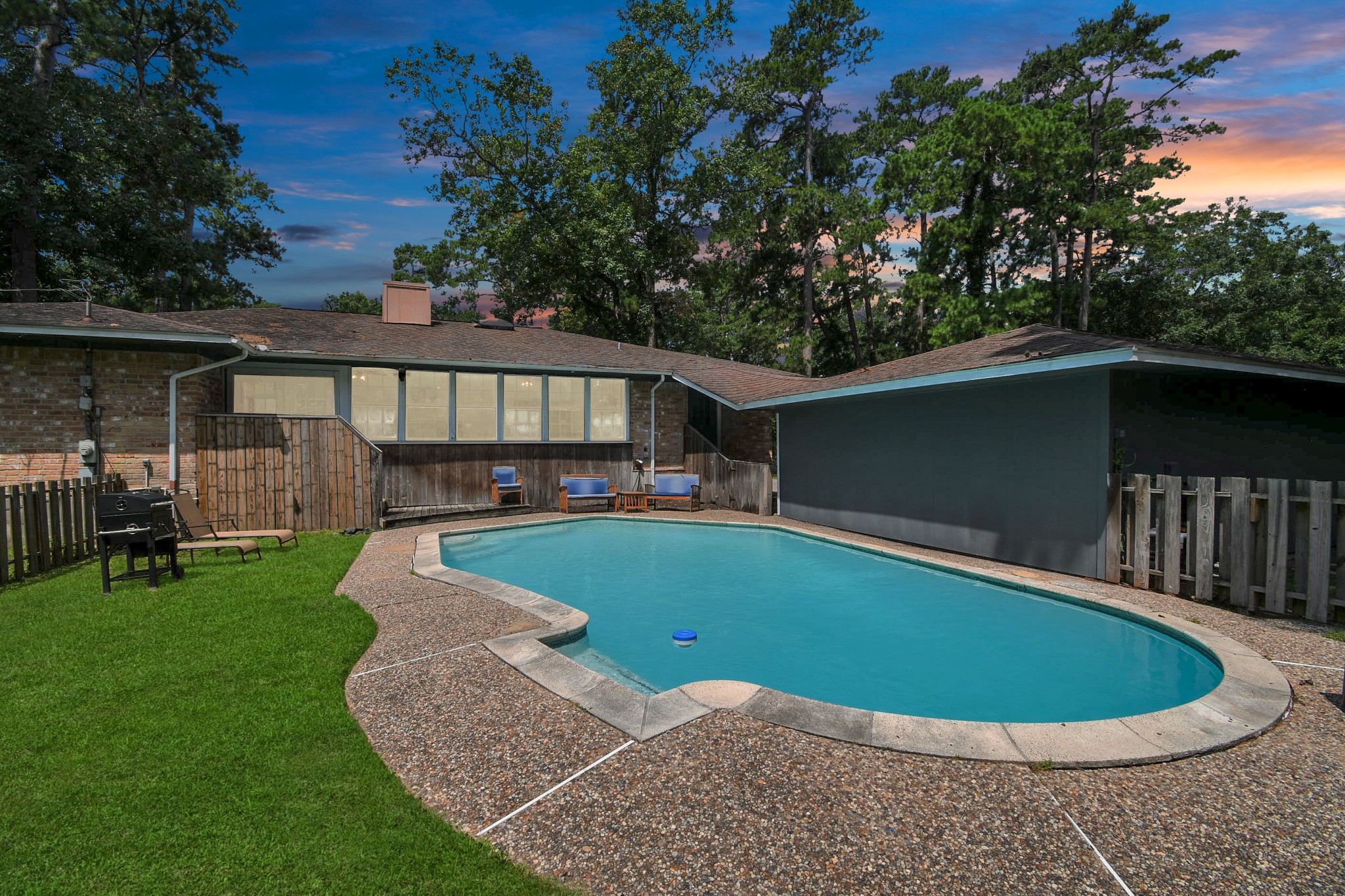 21722 Forest Glade Drive Property Photo 33