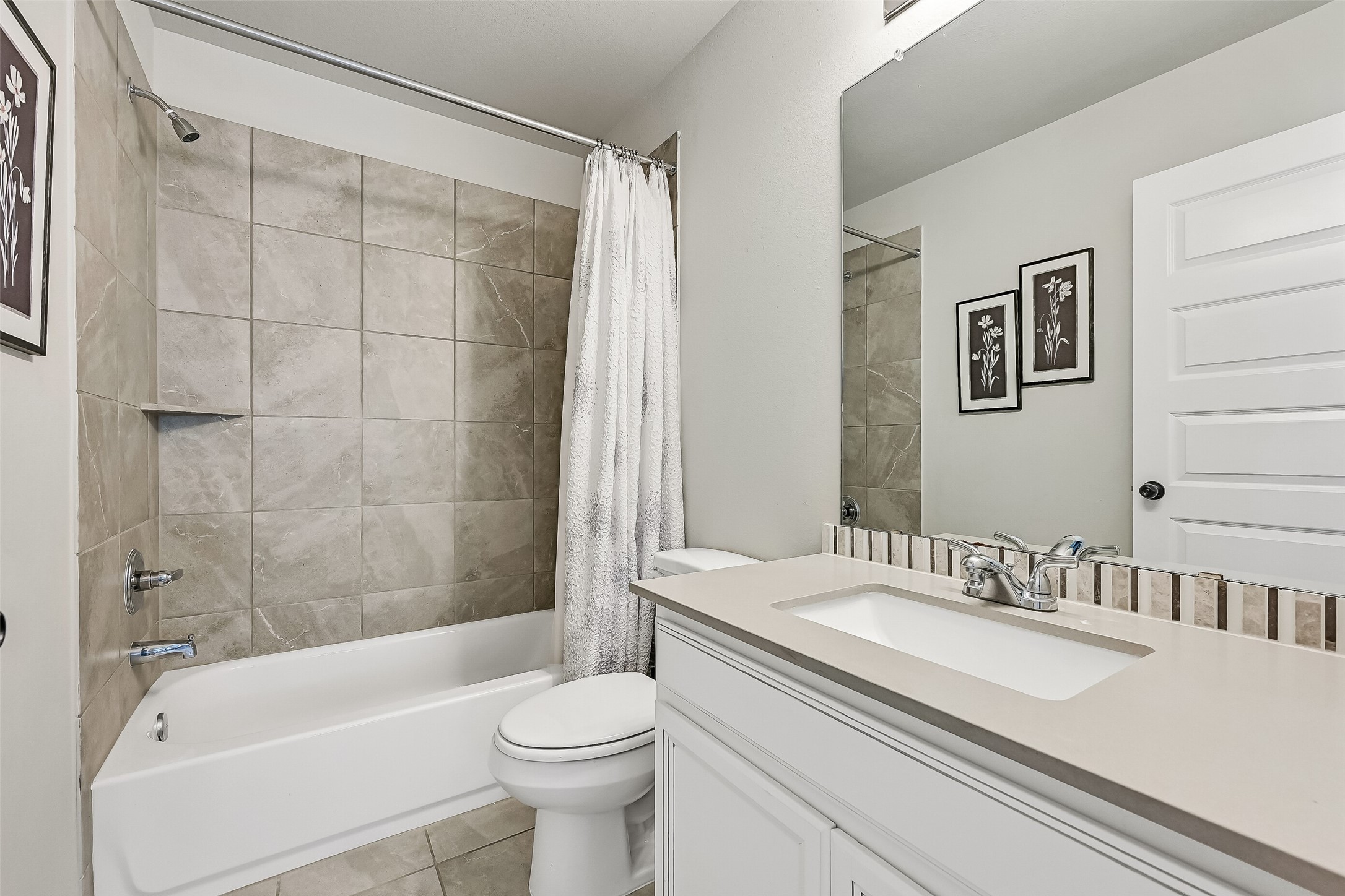 2712 Ahnya Lane Property Photo 22
