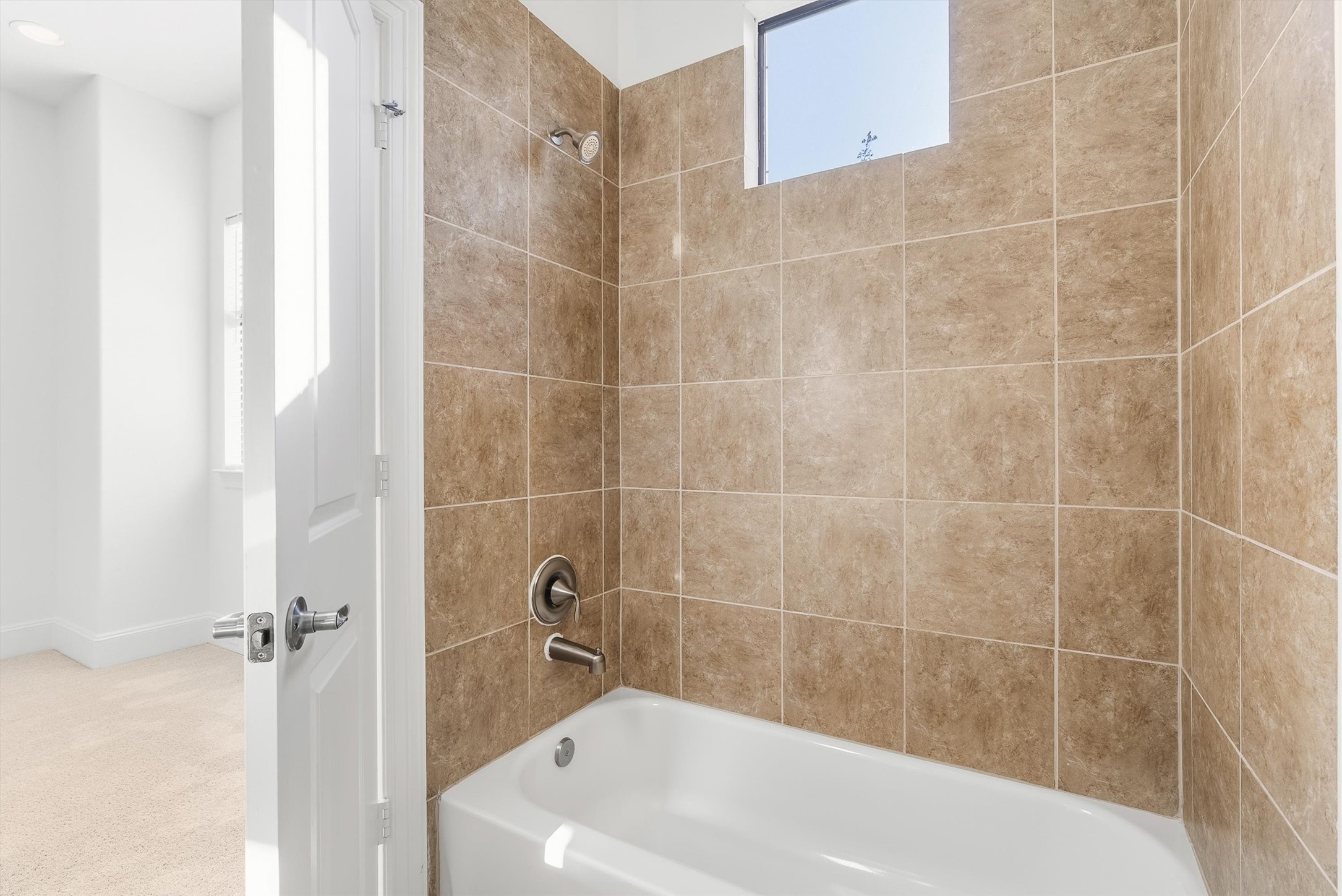 5209 Schuler Street D Property Photo 32