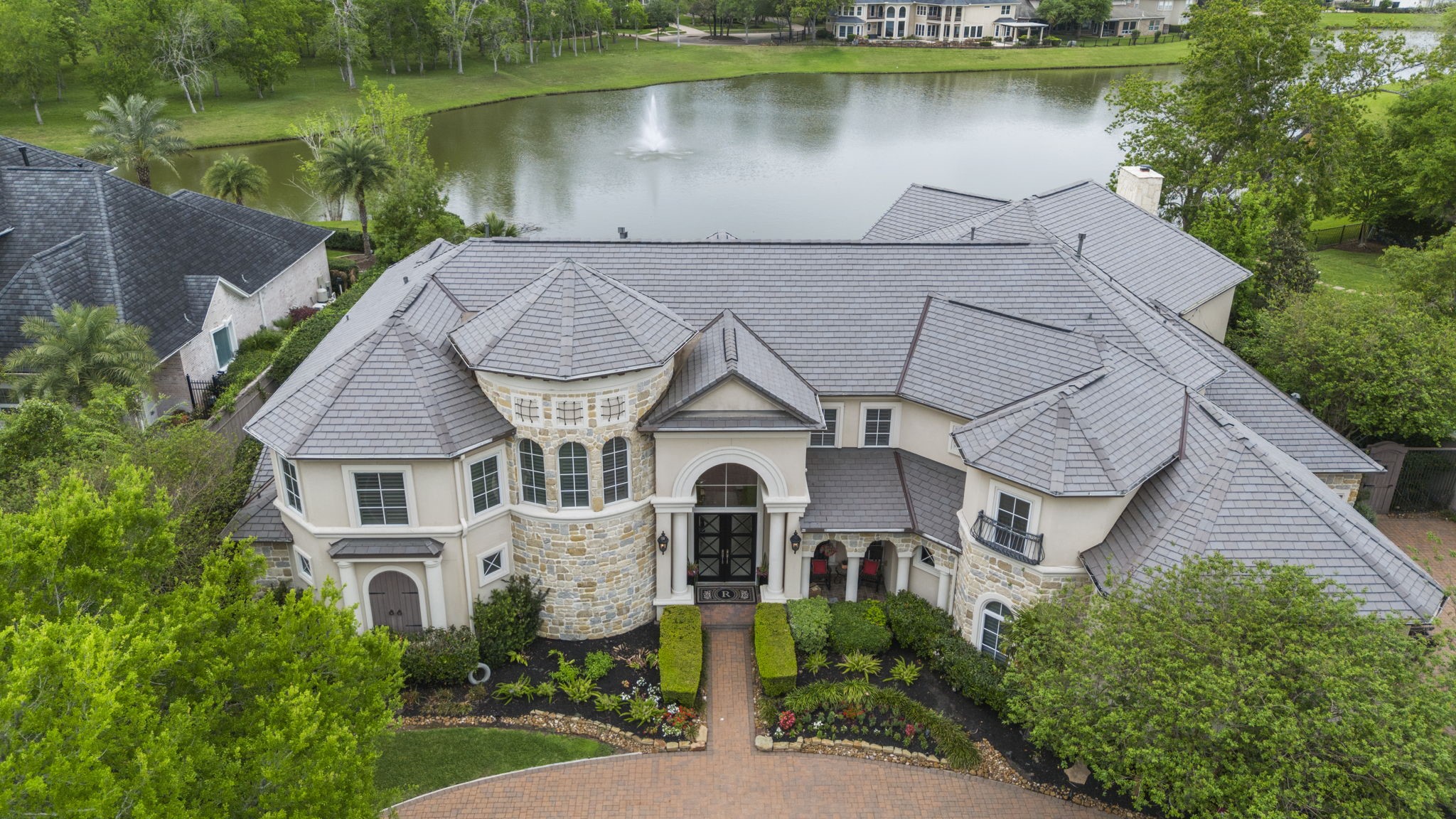 9 Waters Lake Boulevard Property Photo