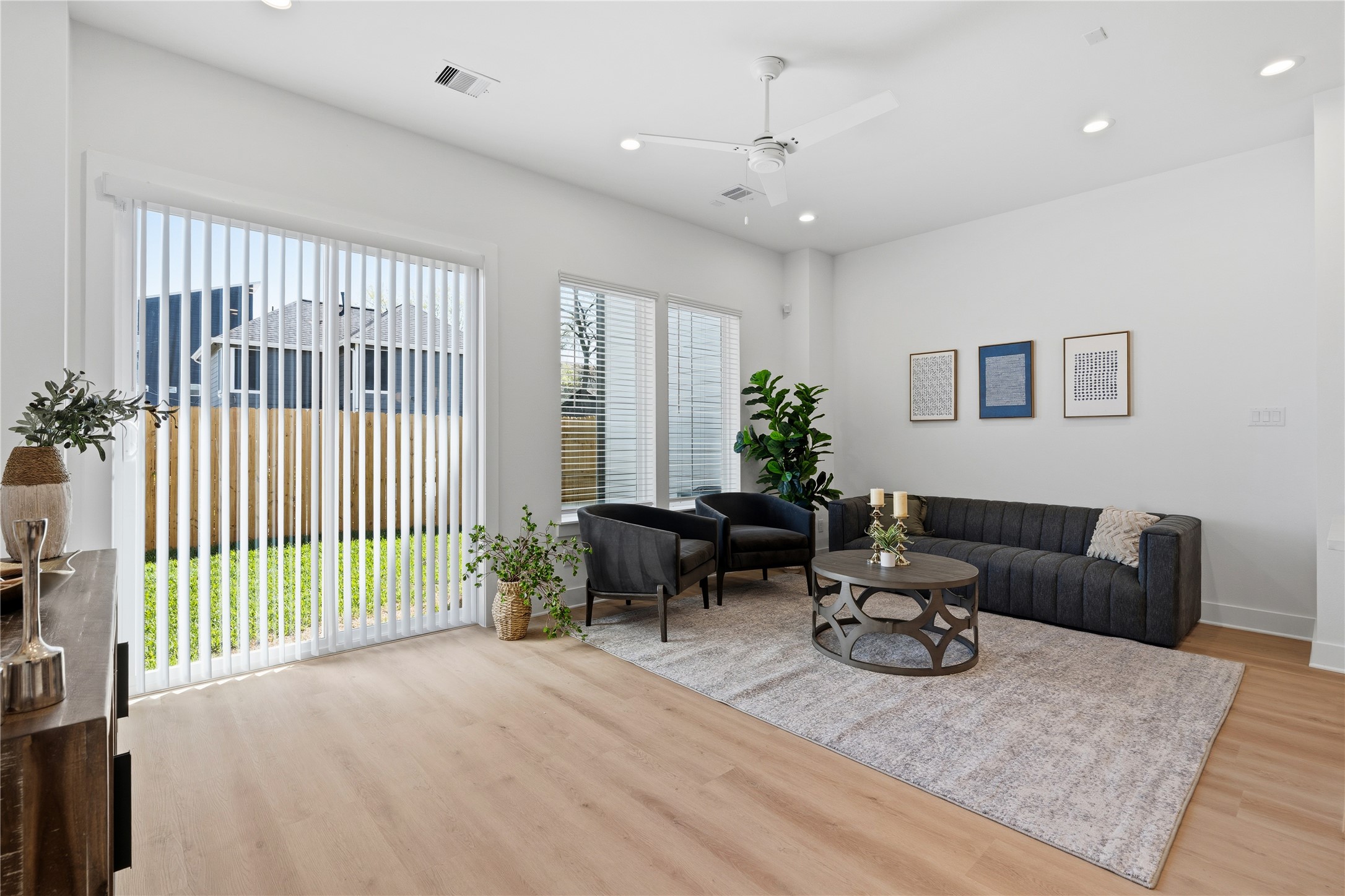 4610 & 4608 A/b Gunter Street Property Photo 11