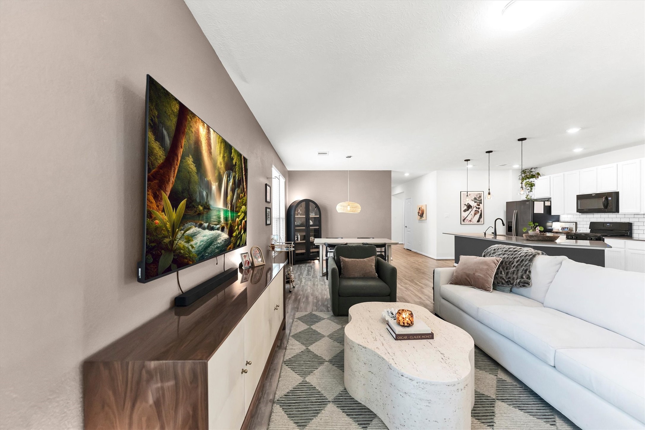 1108 Clonmore Court Property Photo 17