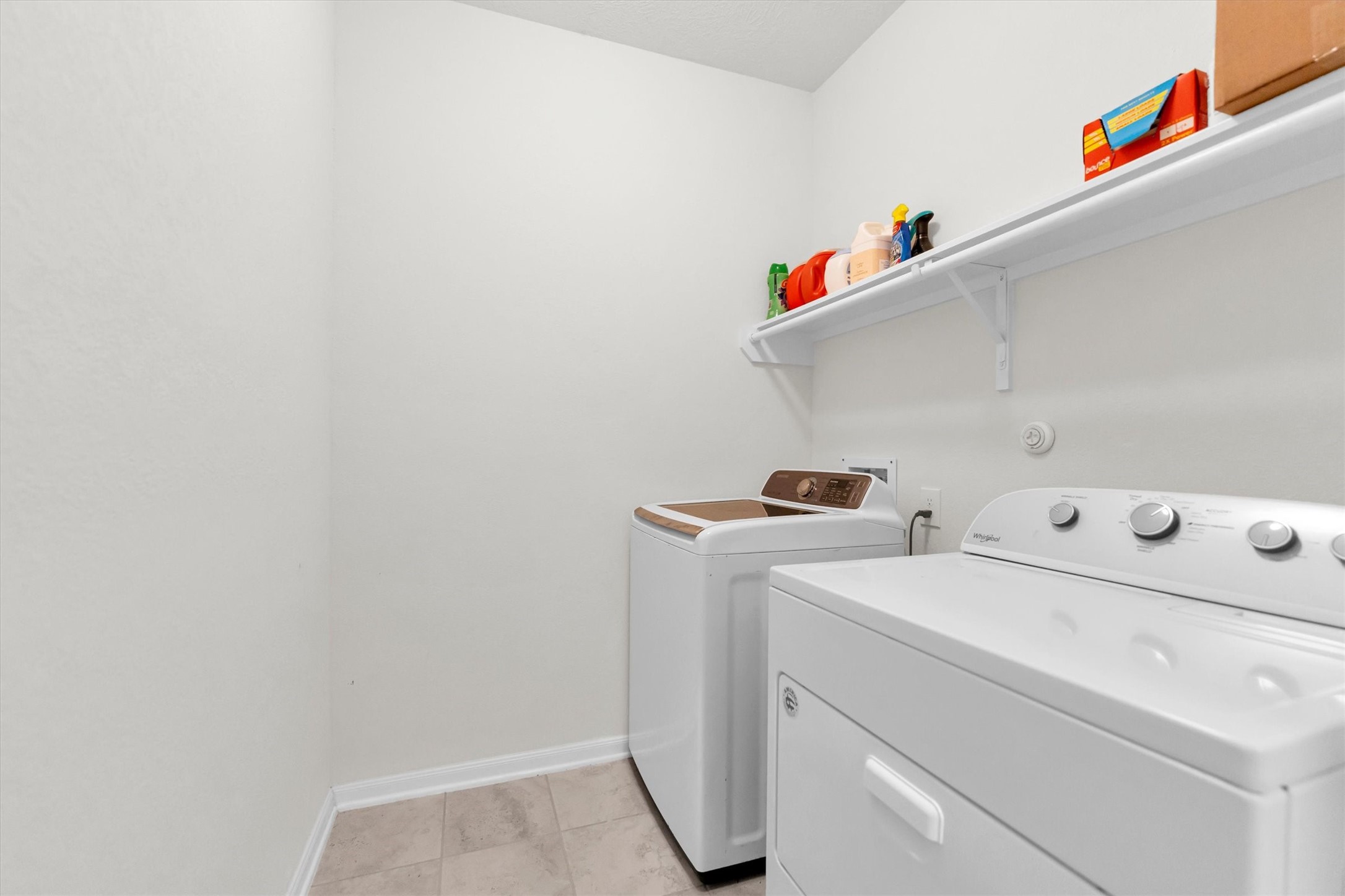 1108 Clonmore Court Property Photo 25