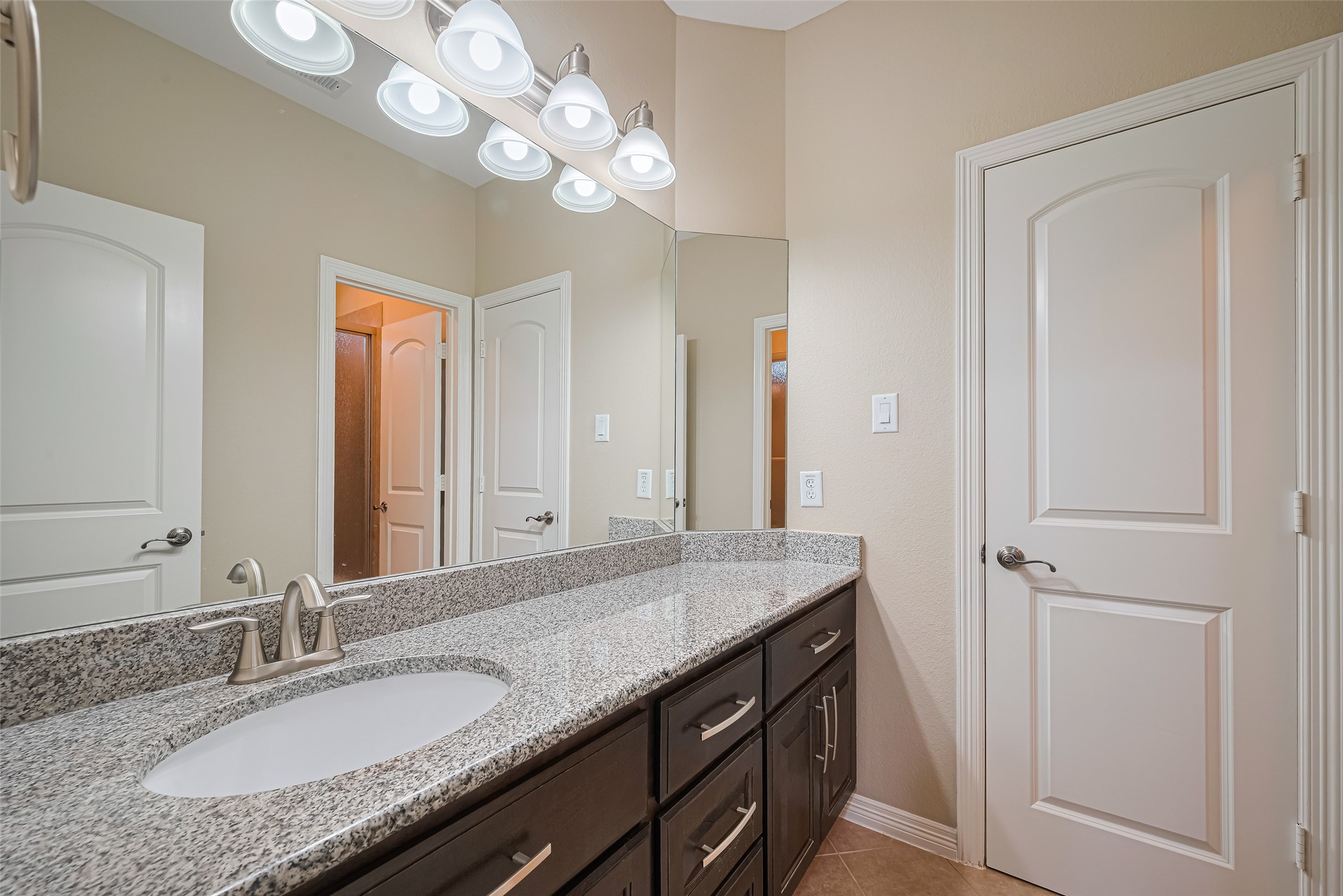 4722 Burclare Court Property Photo 36