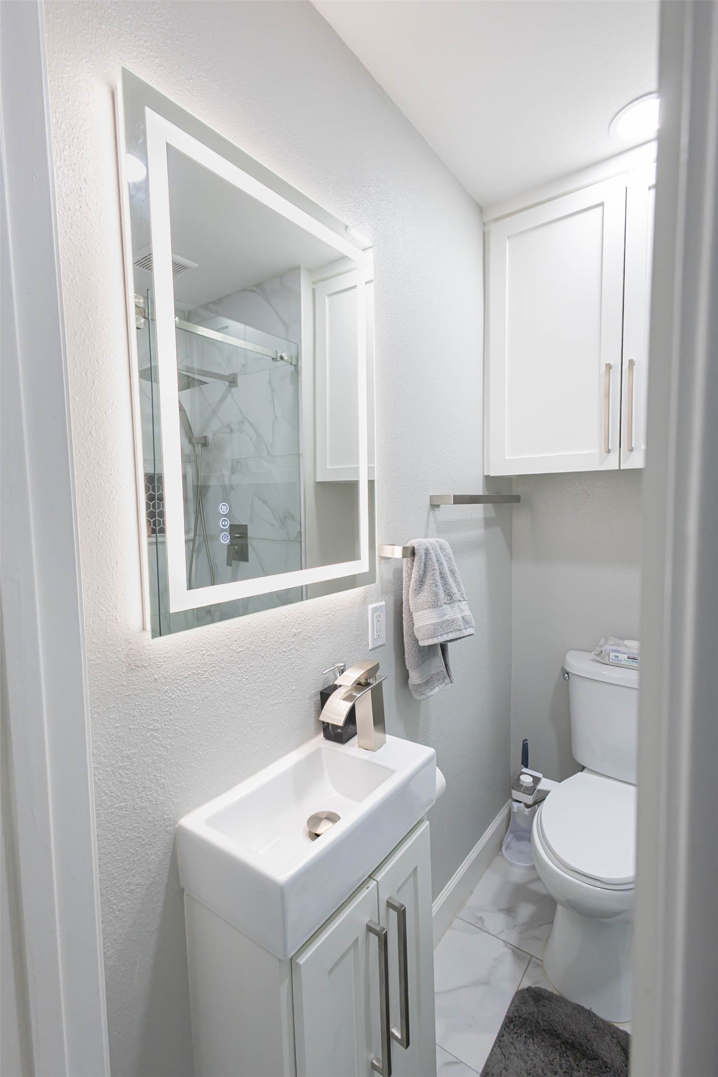 4303 Bridgestone Cedar Drive Property Photo 8