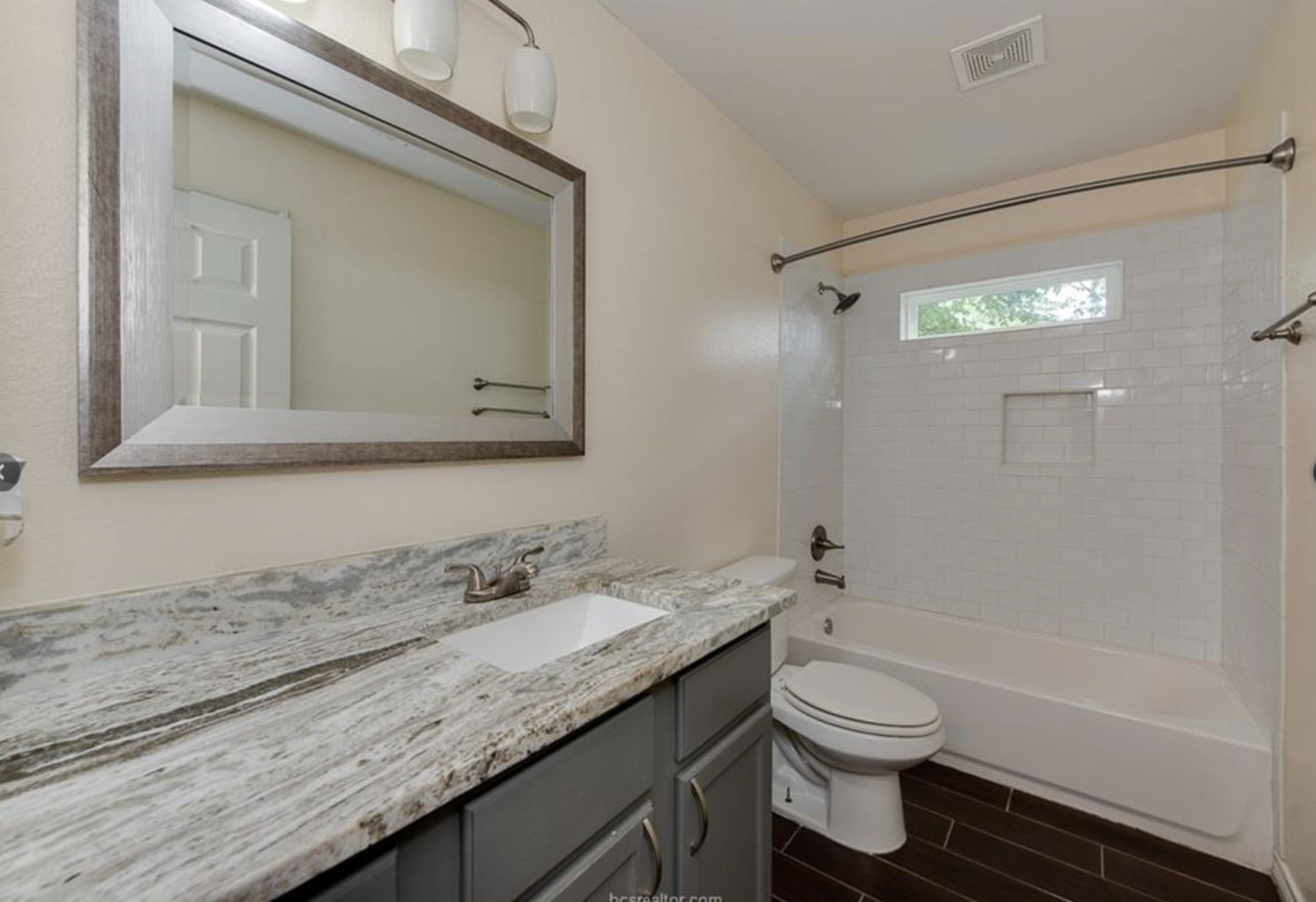 406 Emmett Street Property Photo 12