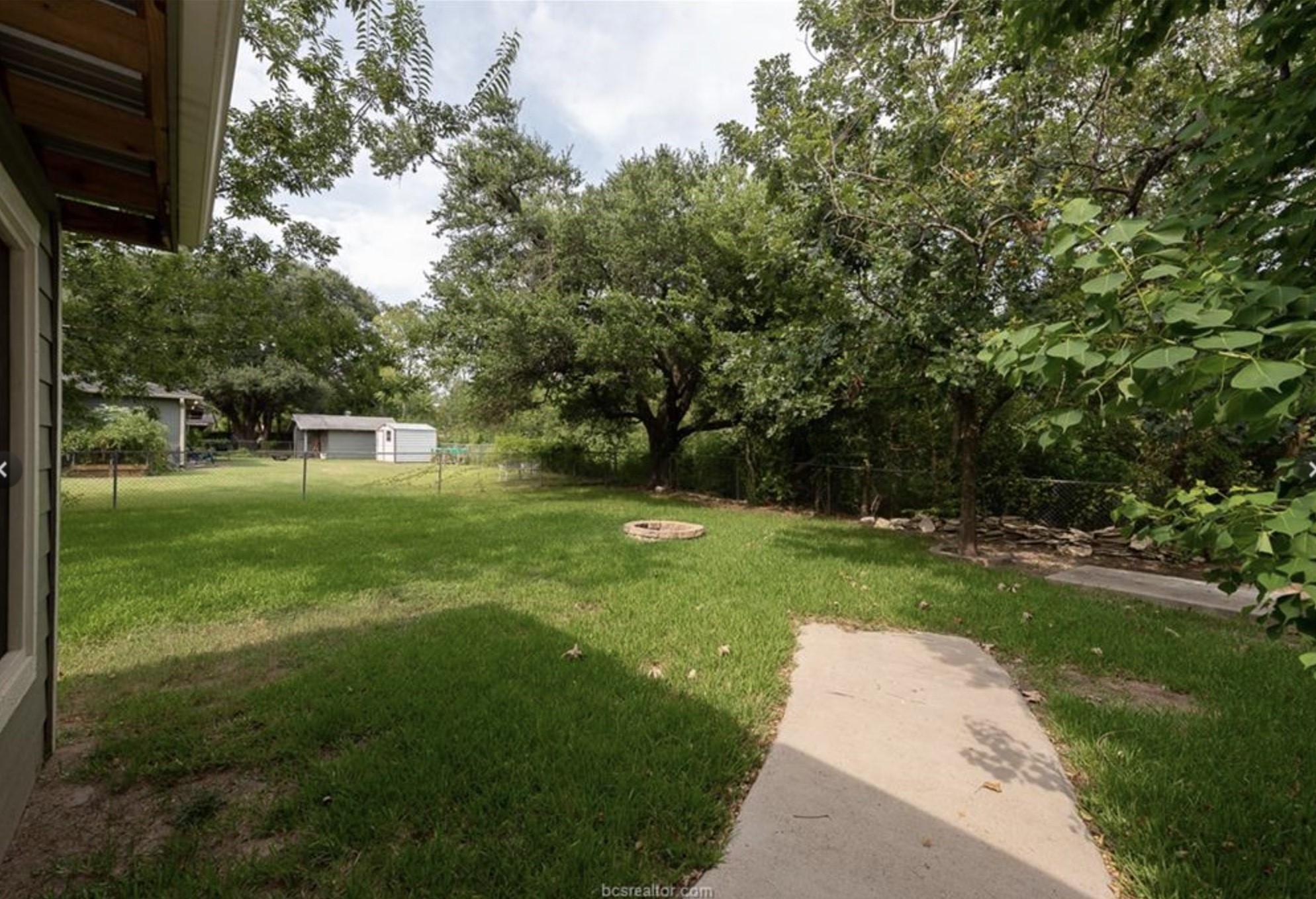 406 Emmett Street Property Photo 17